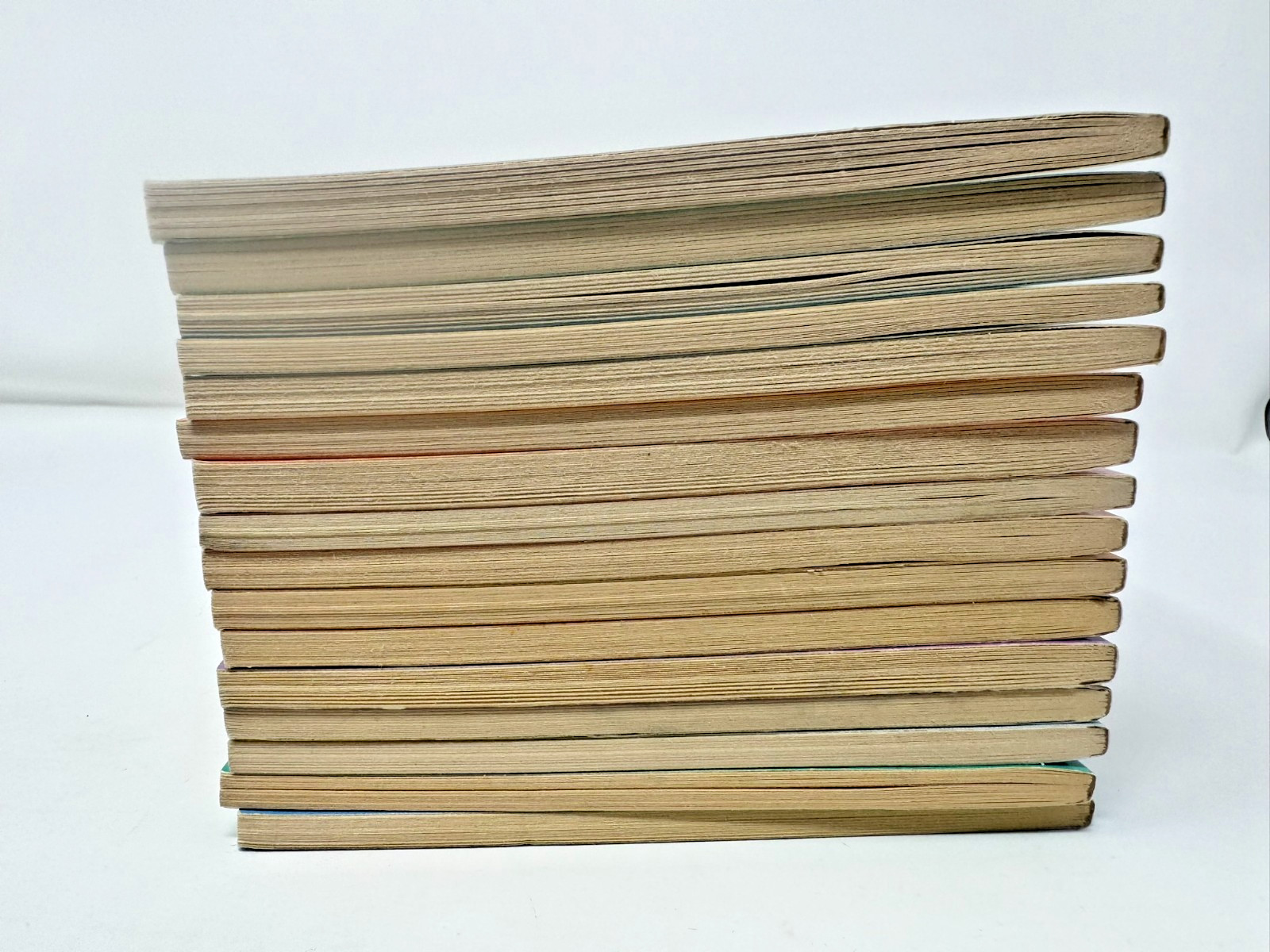 Lot of 16 VTG Bailey School PB Books #1-3; 6-8, 10, 12, 18, 25-26, 29-31, 33, 35