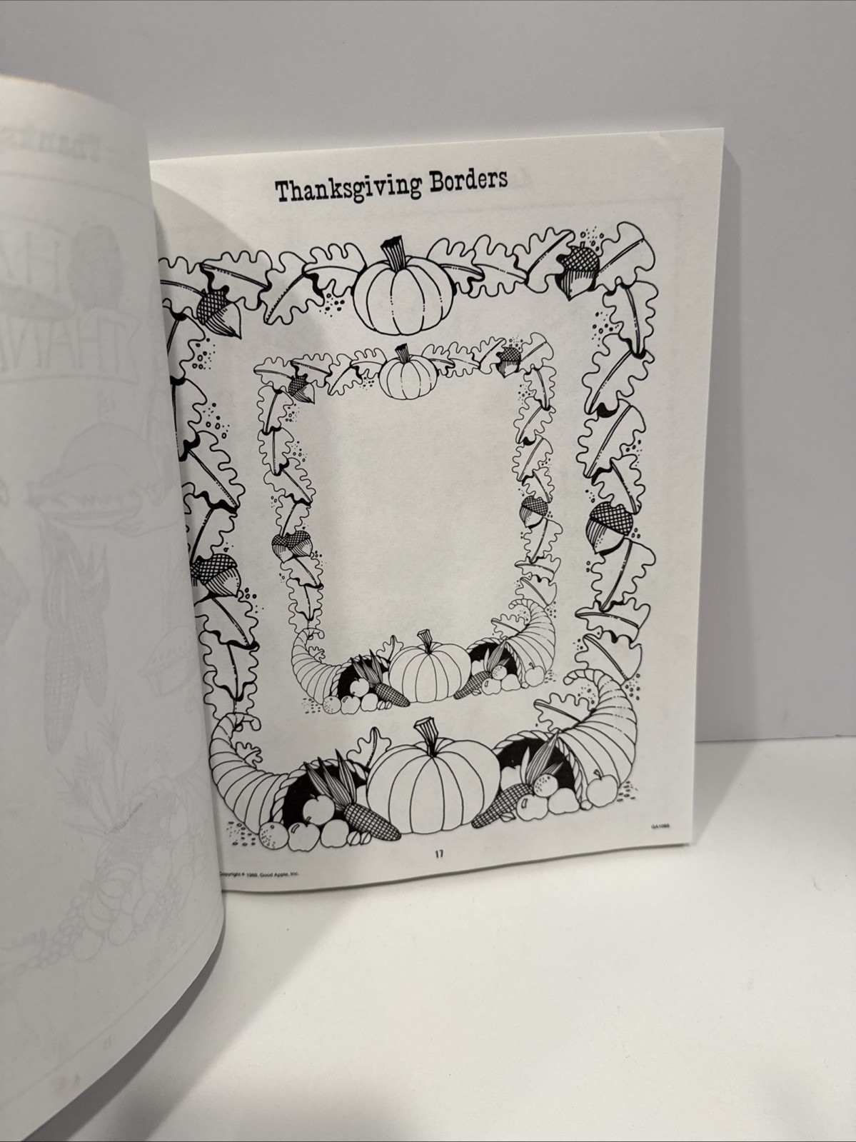 Vintage Clip and Copy Art : Holidays, Seasons and Events by Nancee McClure