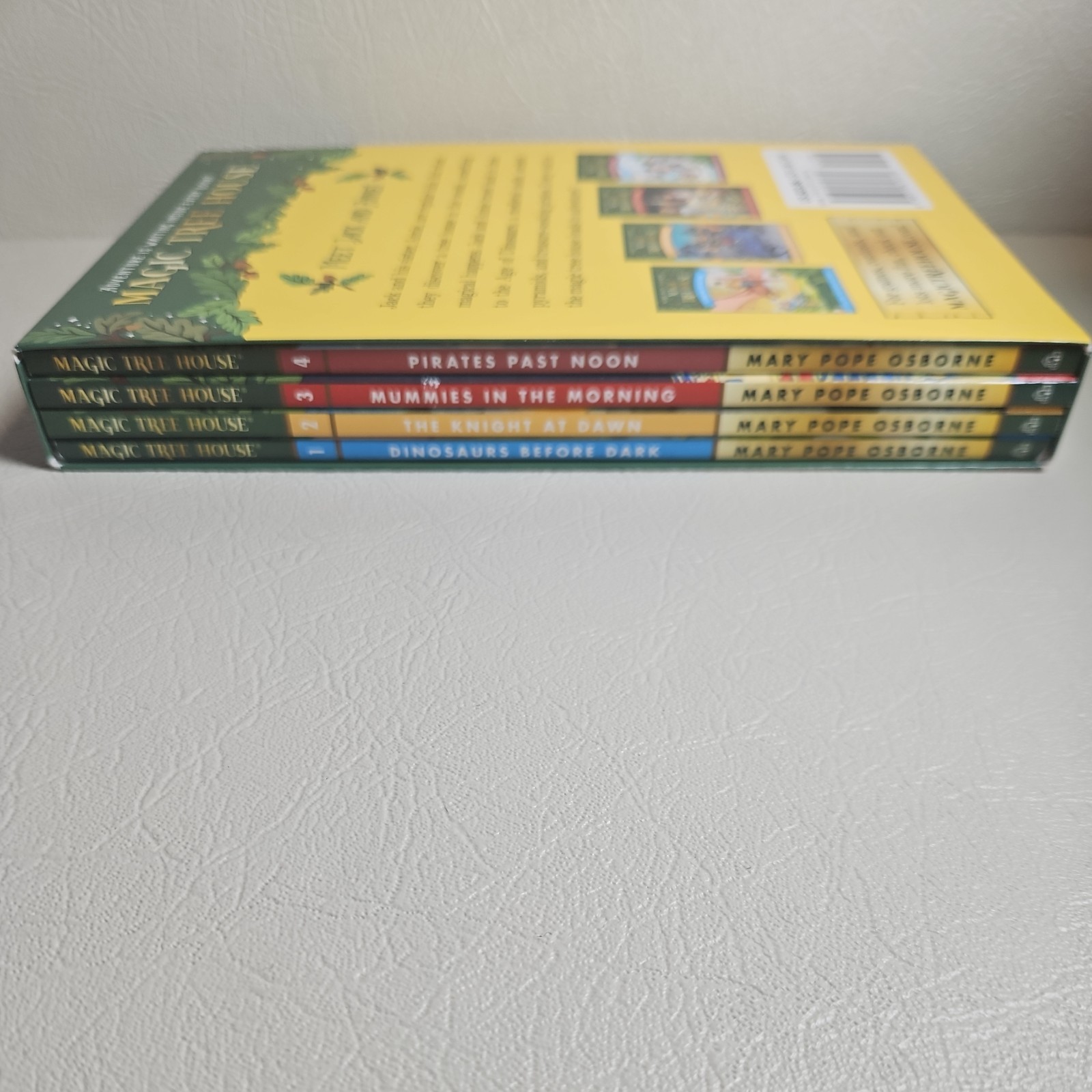Magic Tree House Books 1-4 Box Gift Set Mary Pope Osborne Brand New – Mint
