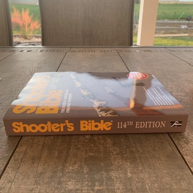 Shooter’s Bible – 114th Edition : The World’s Bestselling Firearms Reference NEW