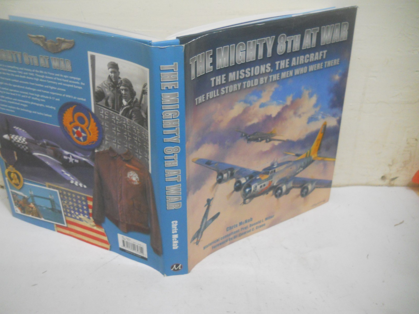 The Mighty 8th at War/ Chris McNab~ Oversize HCDJ~ Ships Boxed