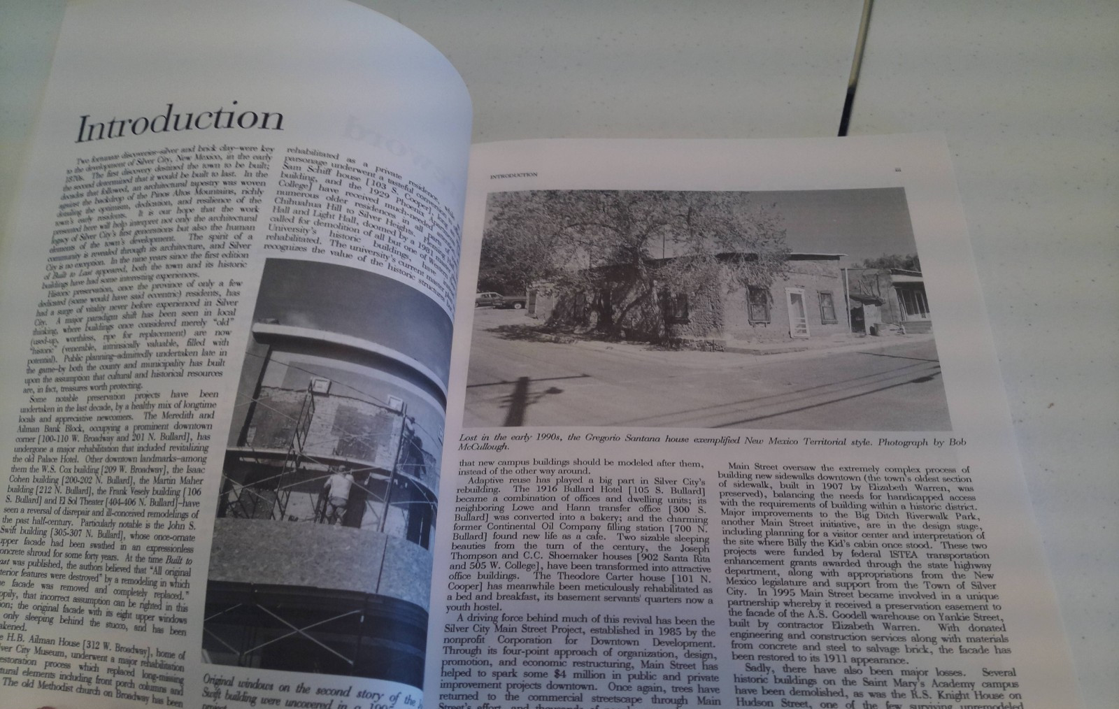 Built to last an architectural history of silver city, New Mexico Paperback 1986