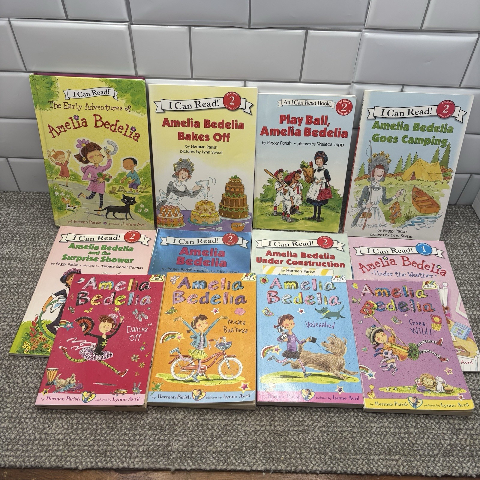 Amelia Bedelia Books Set If 12 Easy Readers And Chapter Books Mixed Set Parish