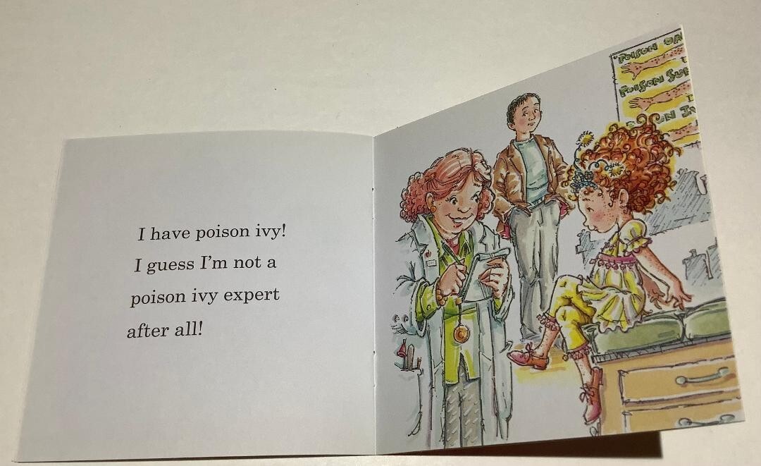Set of 5 Fancy Nancy I can Read Phonics Paperback Books 8-12 2013