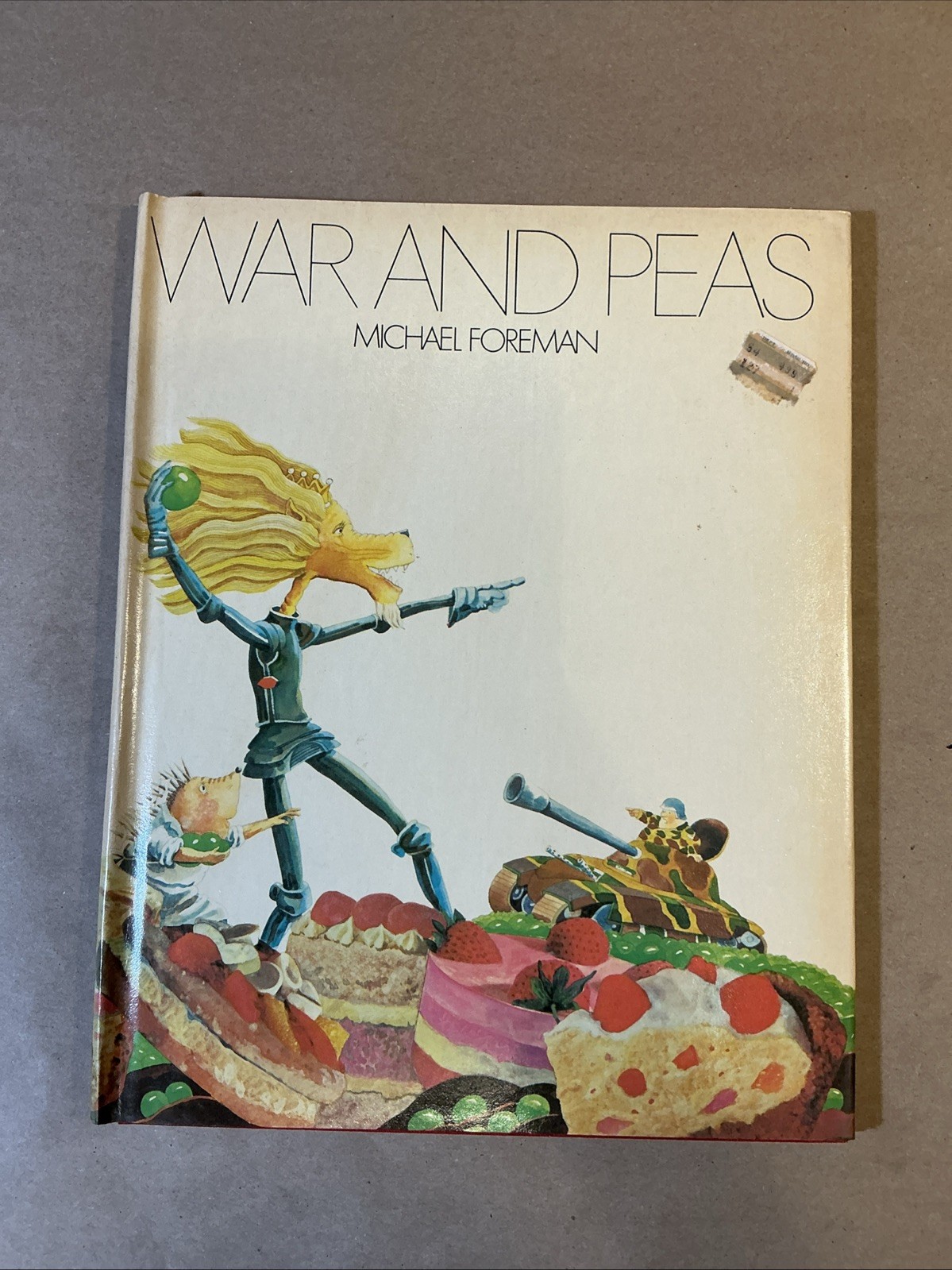 1974 1st Edition Of “War And Peas” Michael Foreman INV-AD45G