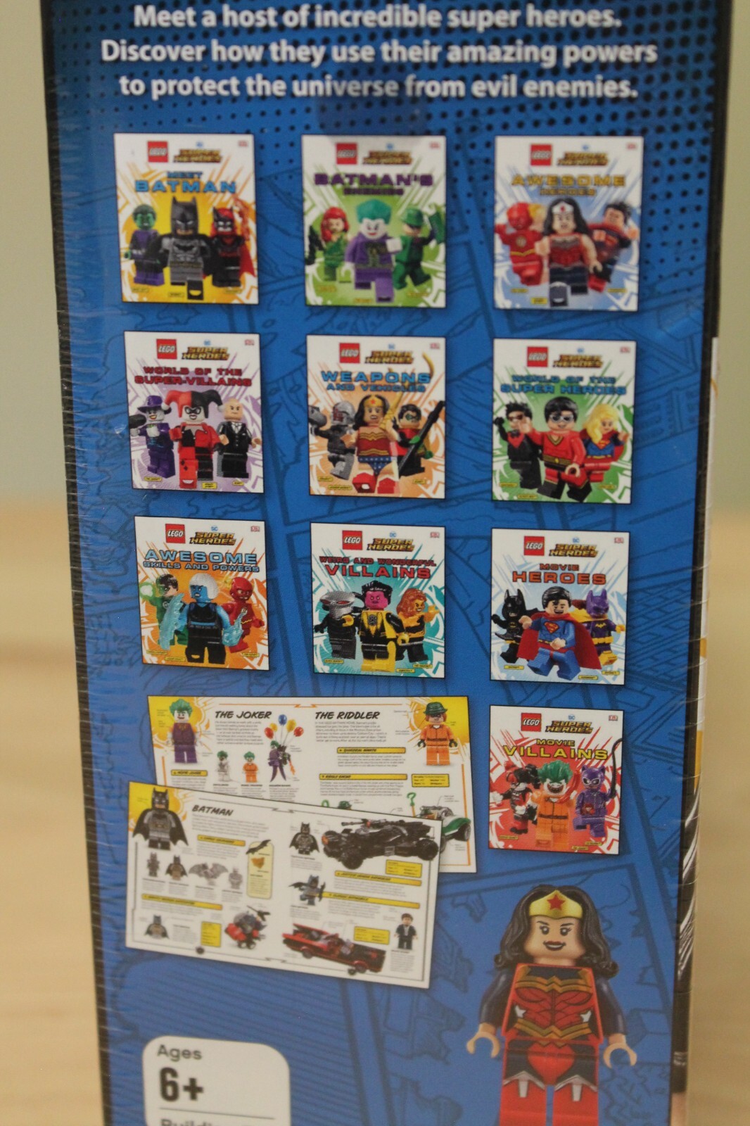 LEGO DC Super Heroes Collection Ten DC Books + a Wonder Woman Mini Figure Sealed