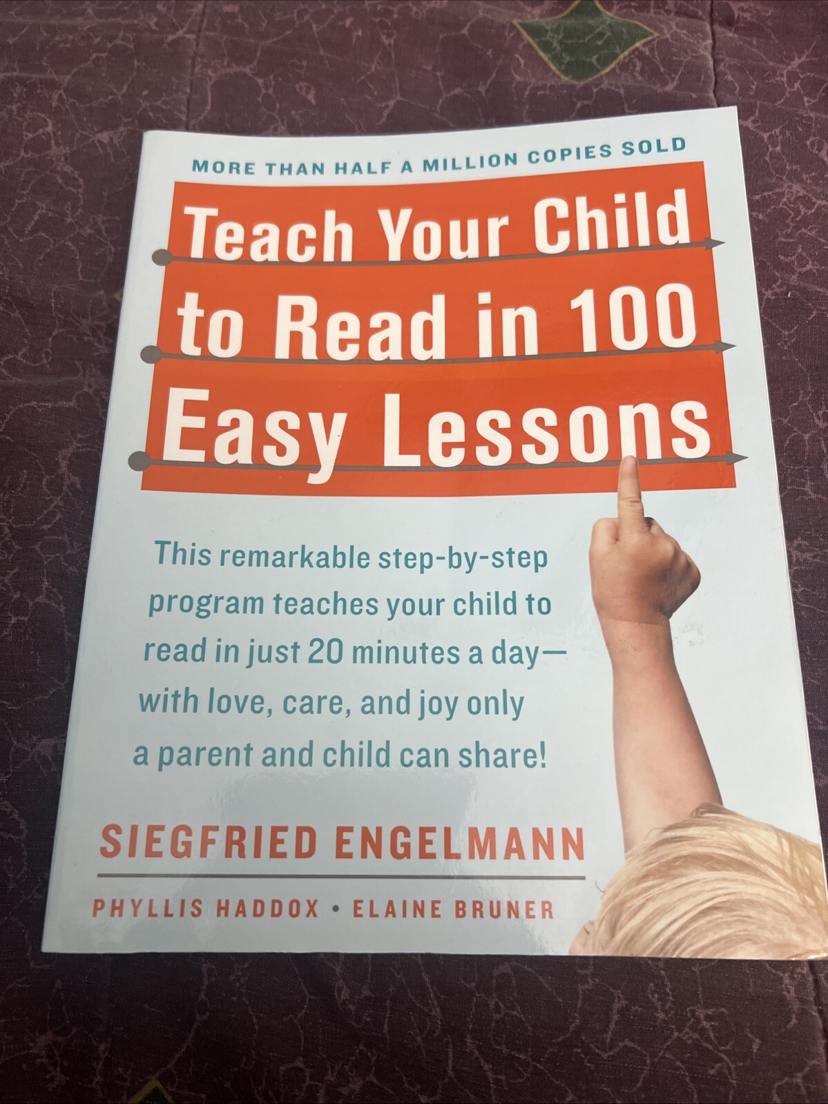 Teach Your Child to Read in 100 Easy Lessons: Revised and Updated Second Edition