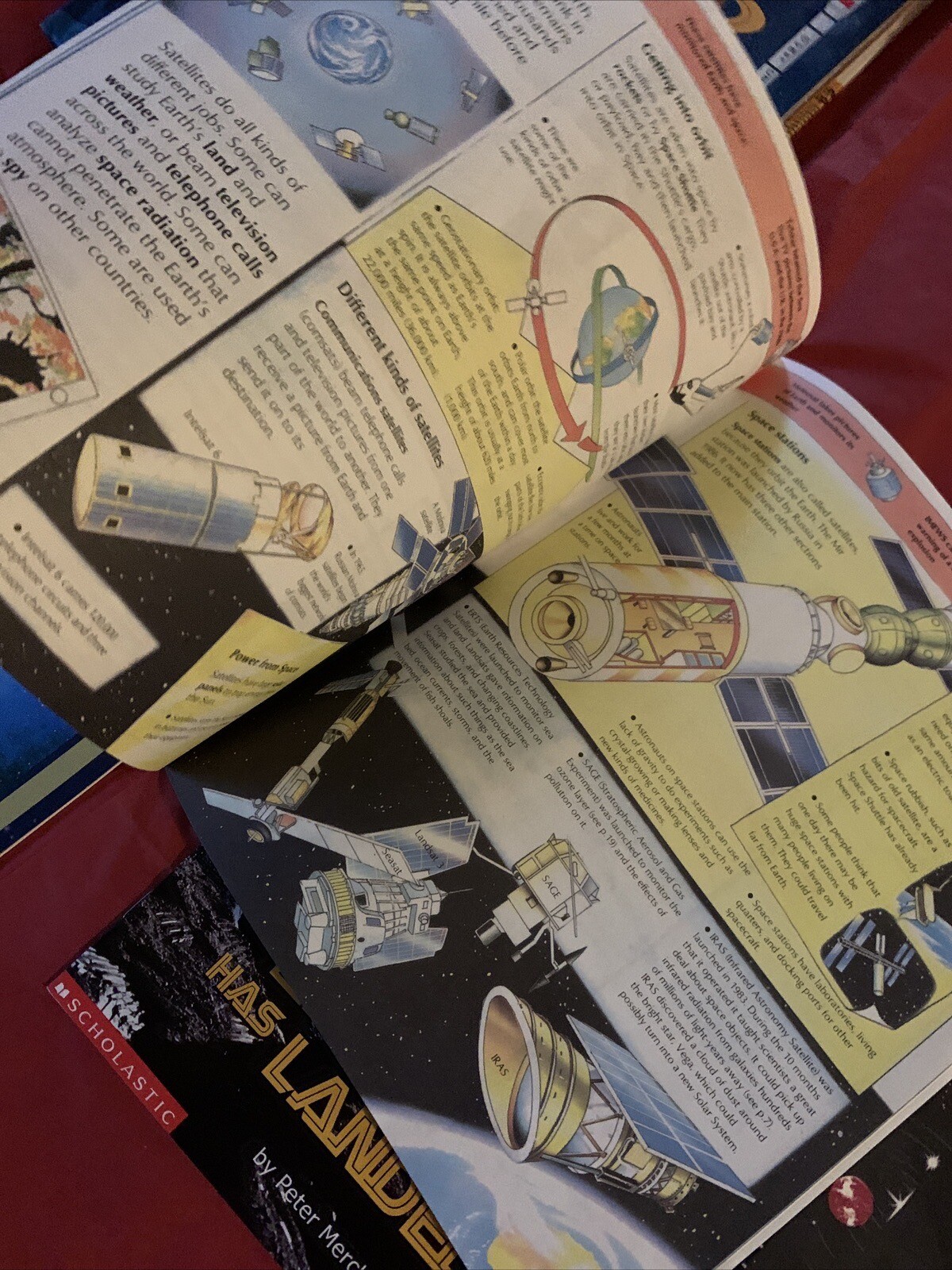 4 Books About Space & 1 Journal Interactive Facts