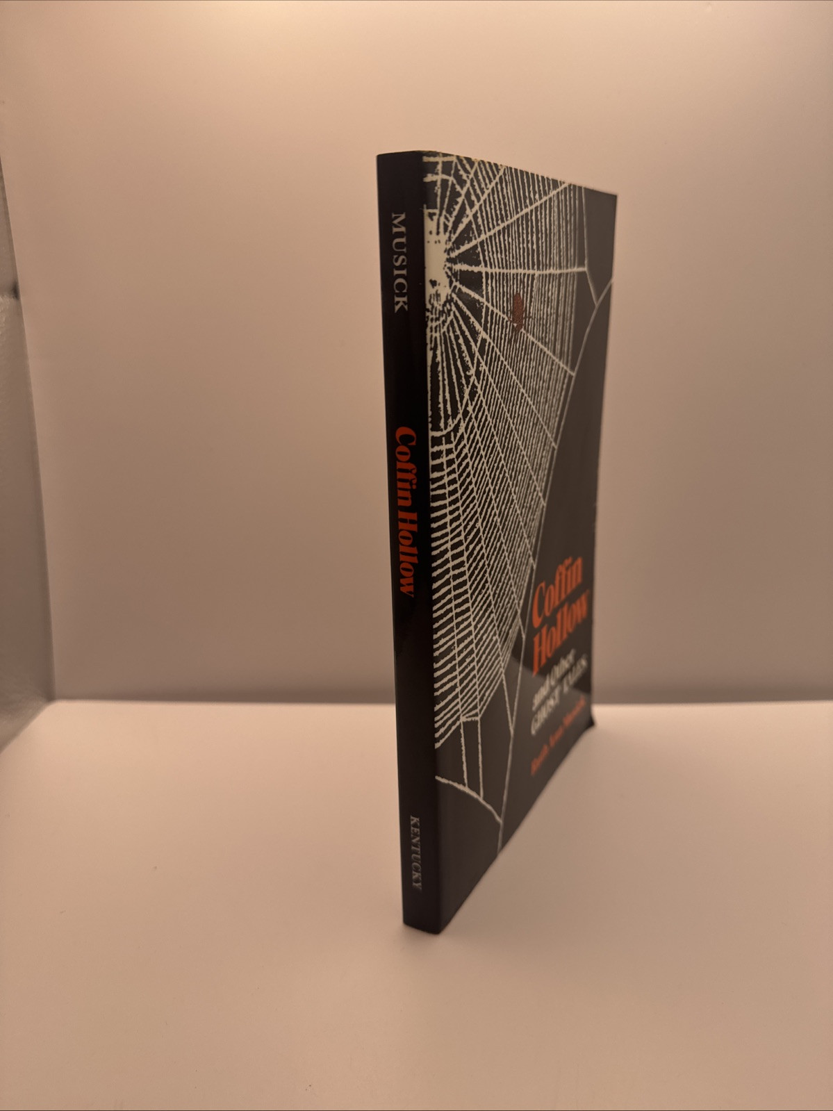 COFFIN HOLLOW AND OTHER GHOST TALES By Ruth Ann Musick Q2