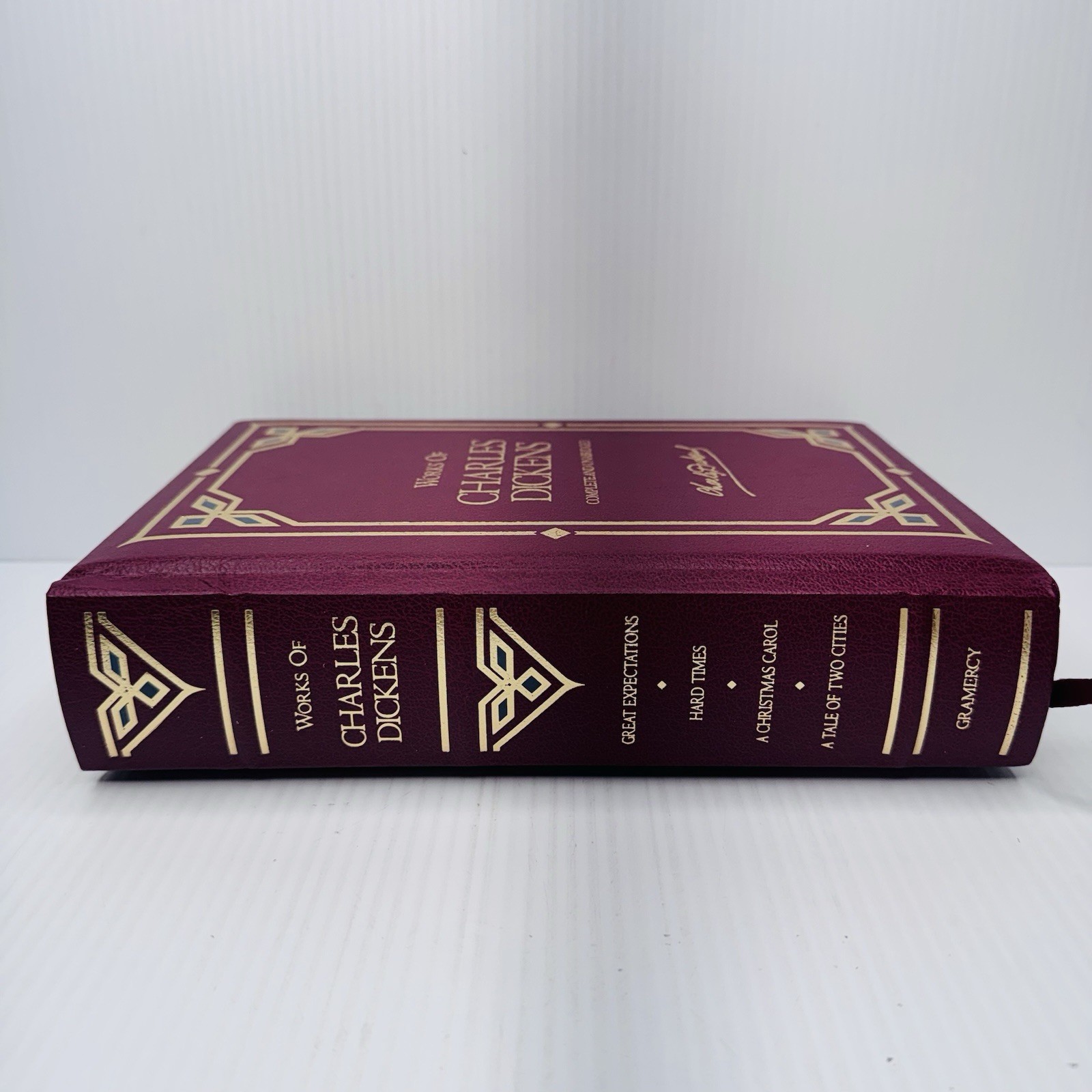 Works of Charles Dickens Hardcover Complete Unabridged Illustrated Gramercy