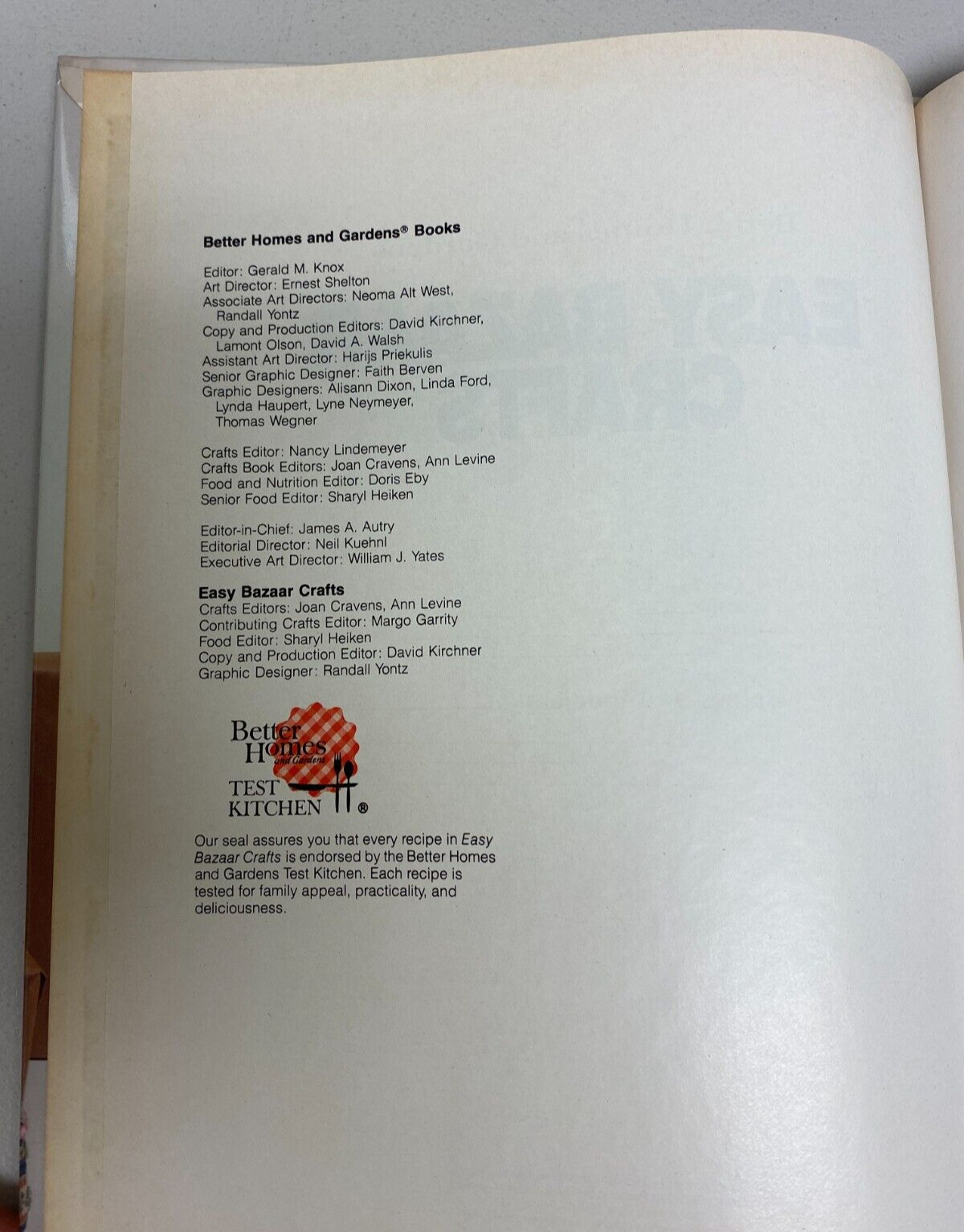 BETTER HOME AND GARDENS EASY BAZAAR CRAFTS 1981 MEREDITH CORP HARDCOVER