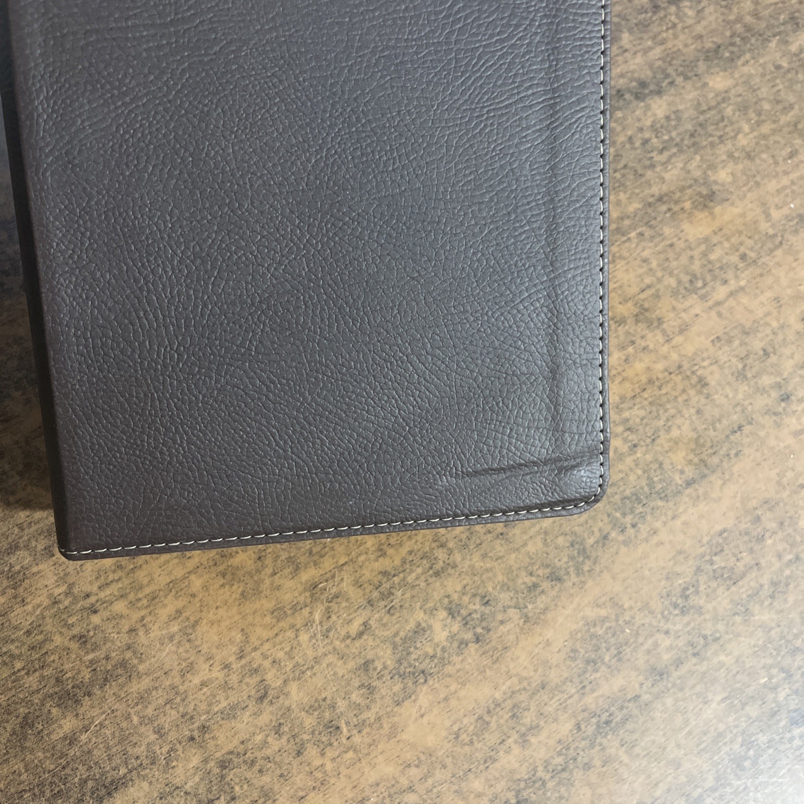 ** NIV Foundation Study Bible Thumb Indexed – Brown LeatherSoft