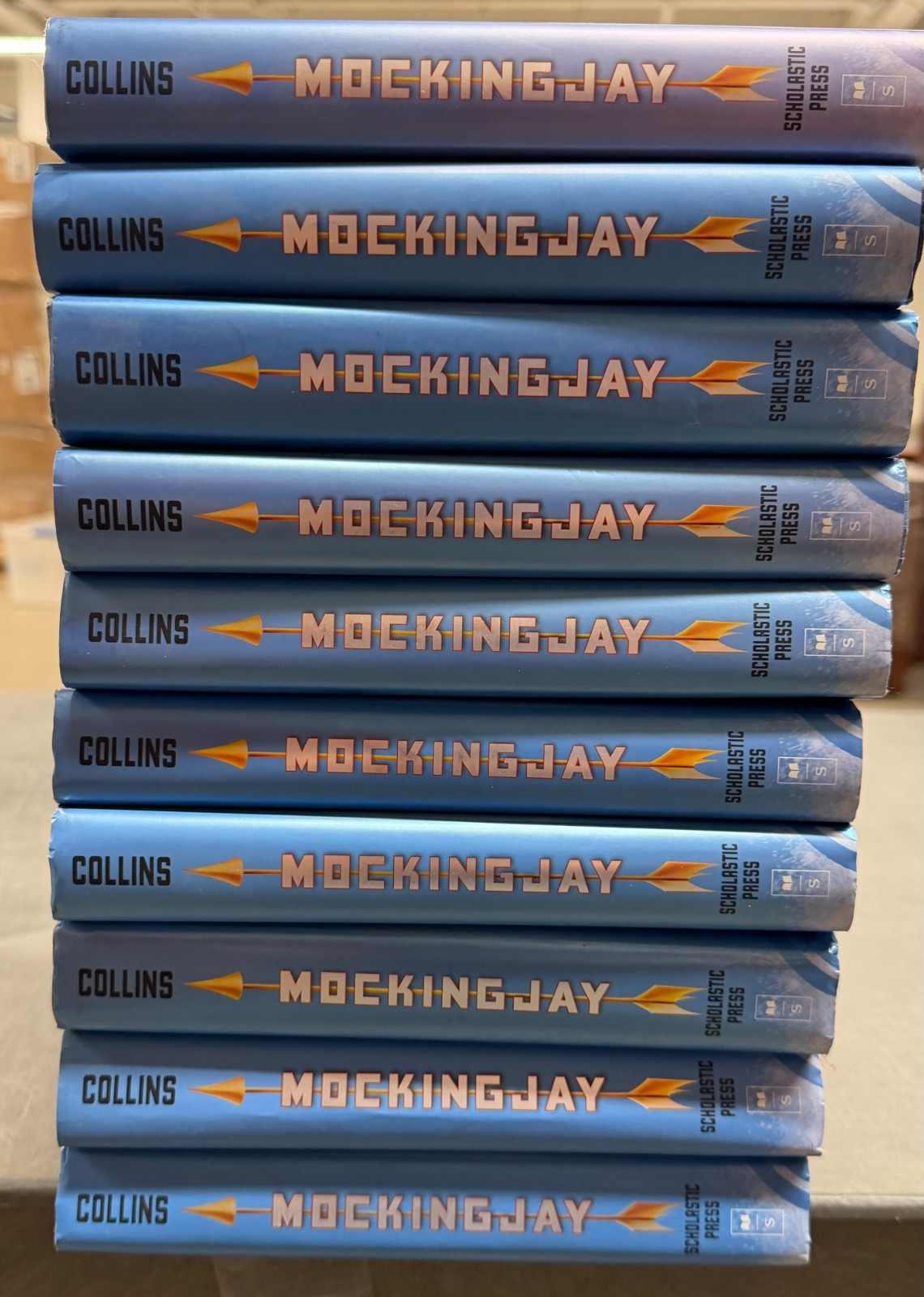Mockingjay class set ~ Suzanne Colins READING group lot 10 books Hunger Games