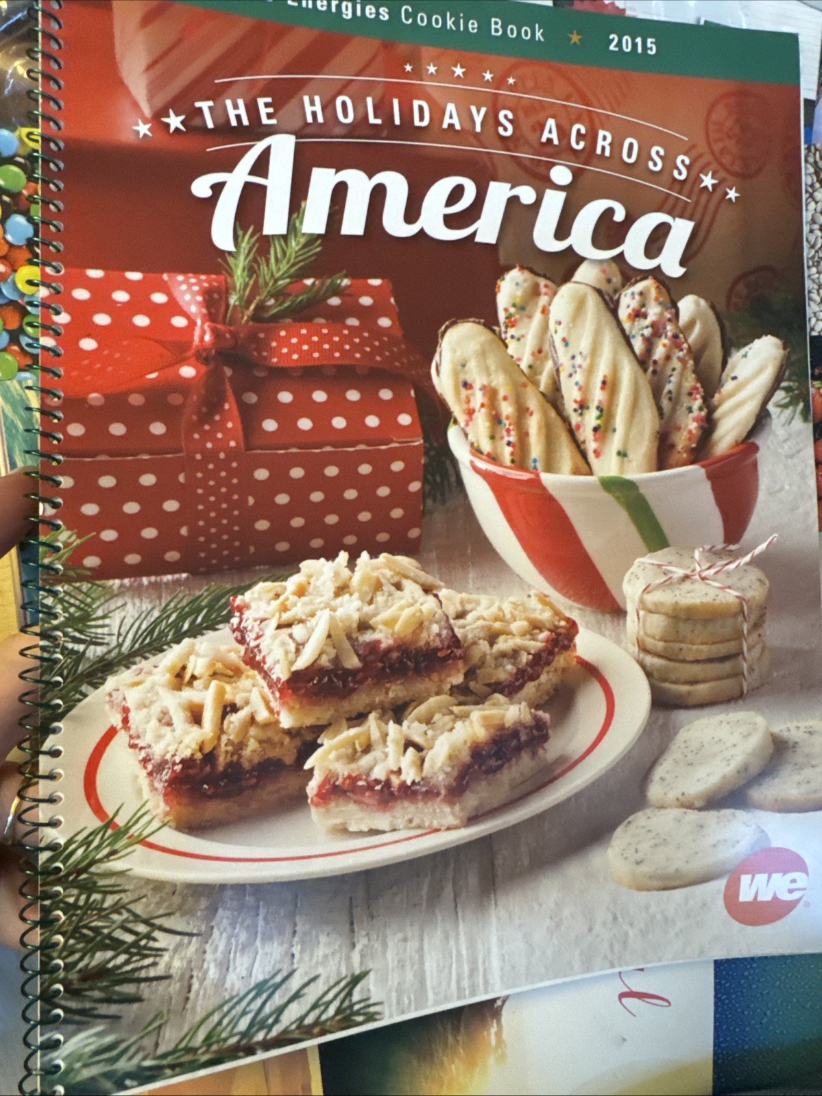 WE Energies 2015 Cookie Book Cookbooks Recipes Christmas Holidays Wisconsin