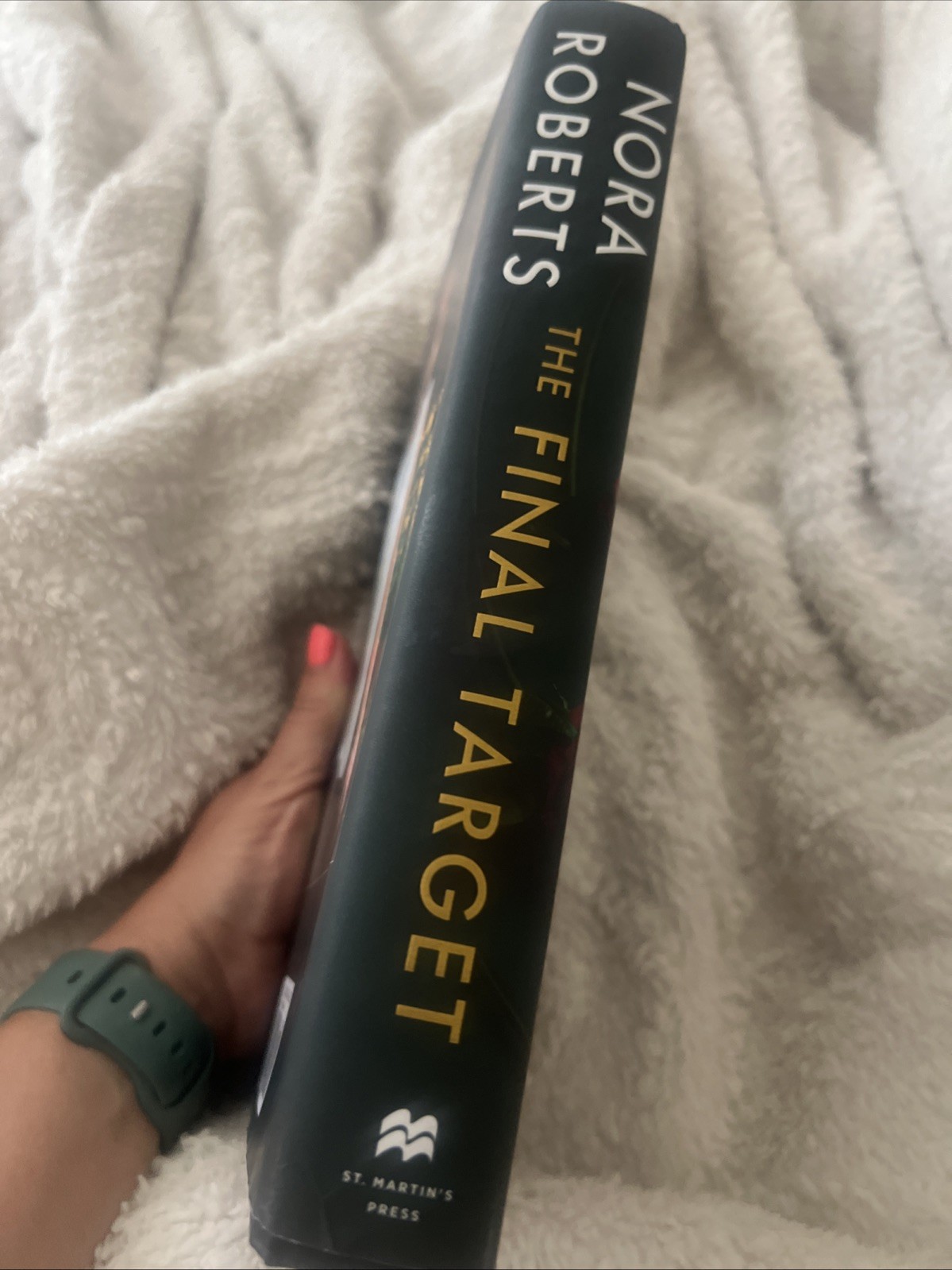 The Final Target – Hardcover, by Nora Roberts – Like New