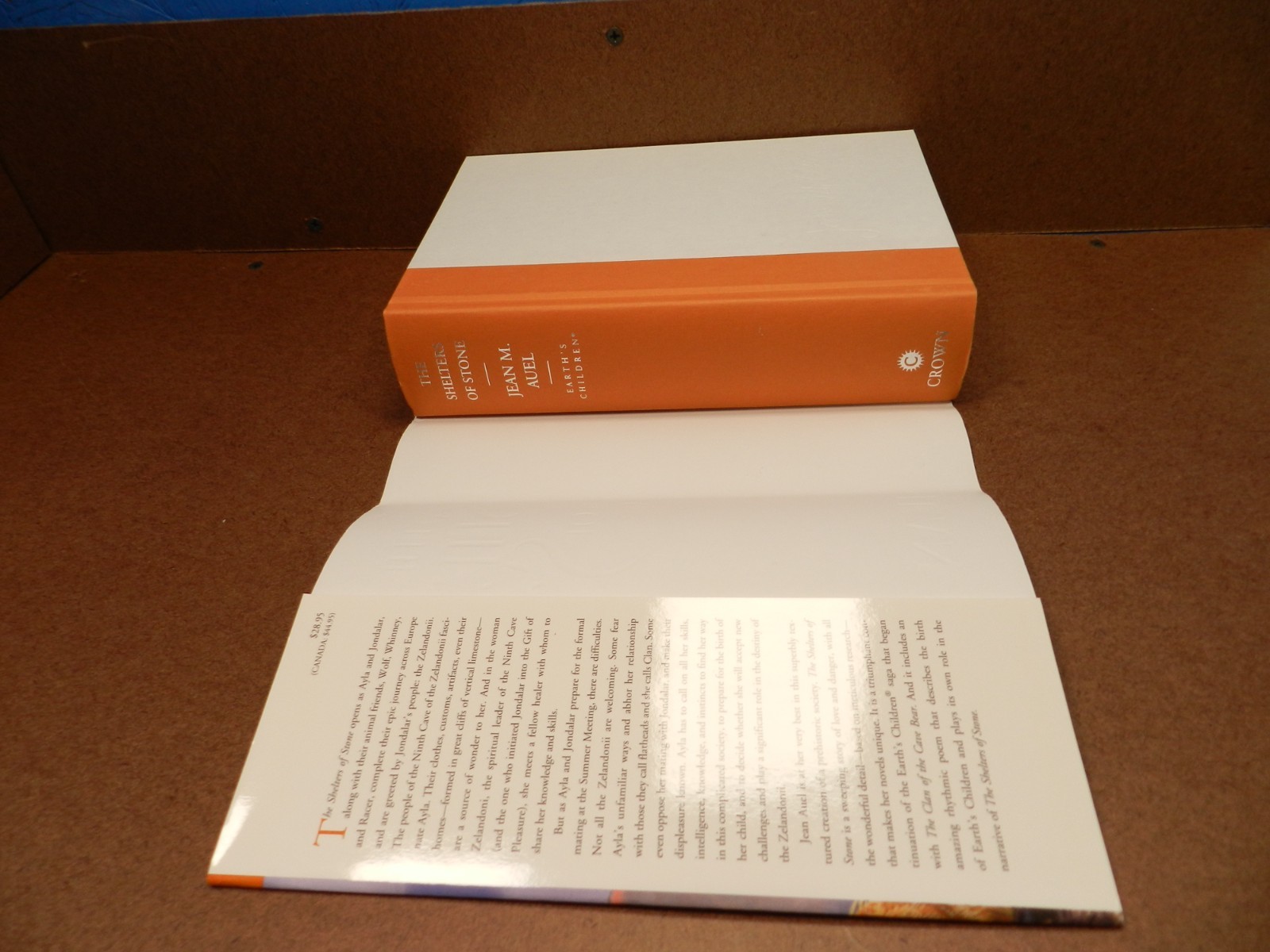 Jean M. Auel CLAN OF THE CAVE BEAR, PLAINS OF PASSAGE & SHELTERS OF STONE EUC
