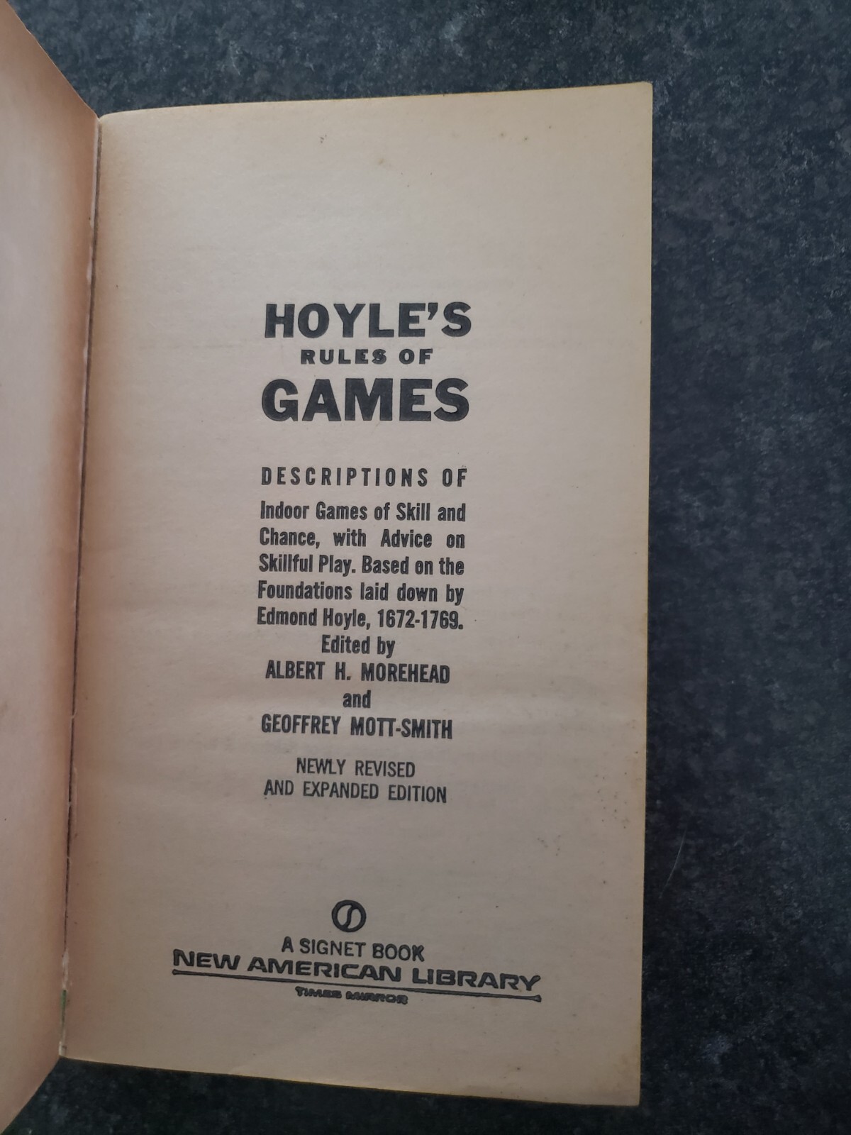 Hoyle’s Rules of Games By Albert H. Morehead, Geoffrey Mott-Smith (1983,..
