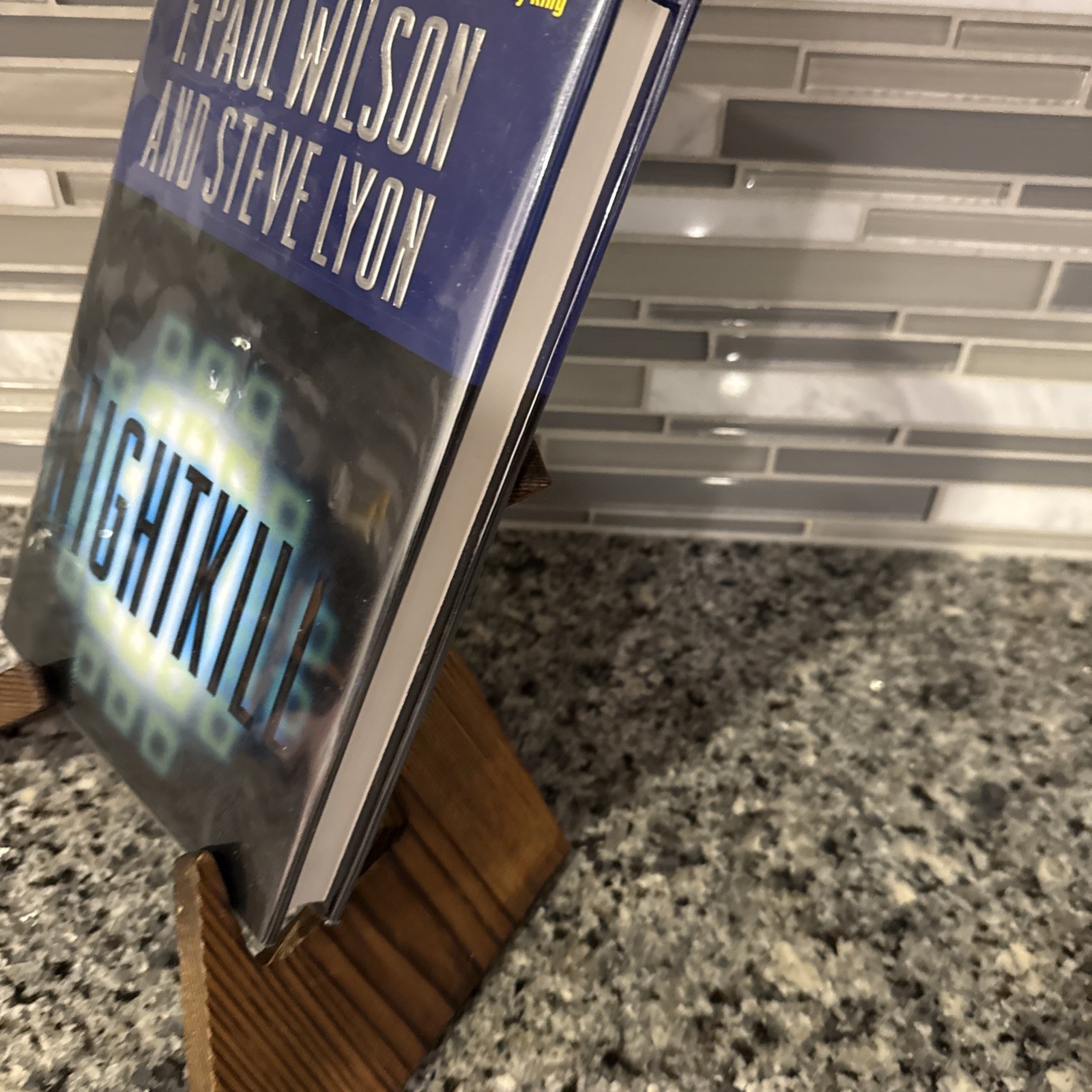 Nightkill – F. Paul Wilson & Steve Lyon – First Edition HCDJ Medical Thriller