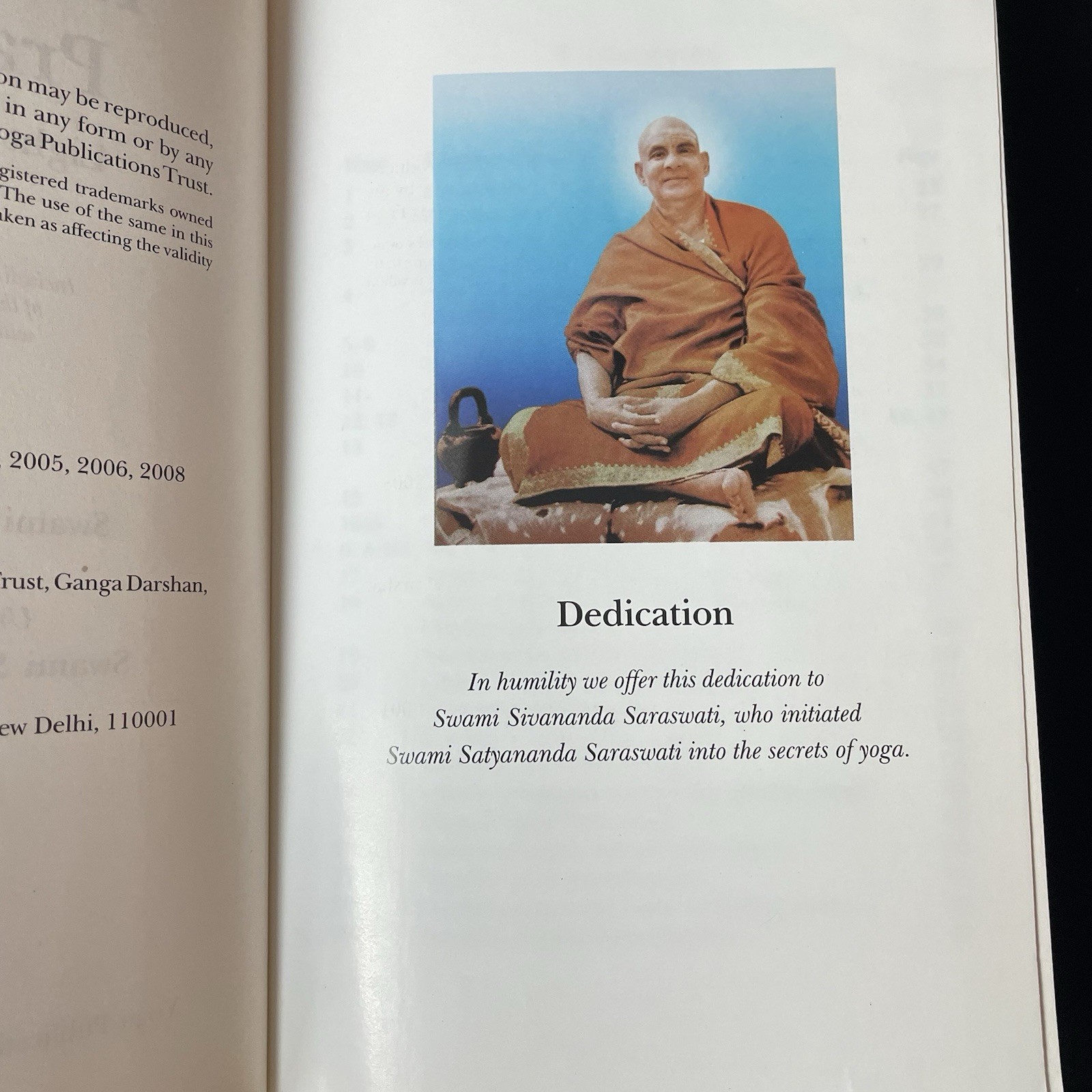SIGNED Hatha Yoga Pradipika Swami Muktibodhananda Bihar School of Yoga India PB