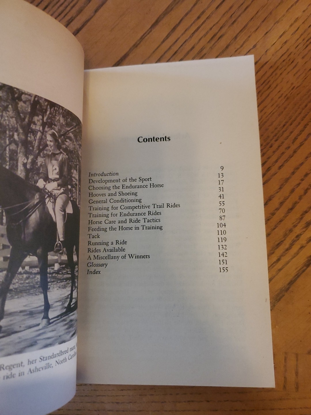 Endurance Riding.. Long Distance Competition by Ann Hyland, 159 pages, 1974, VG