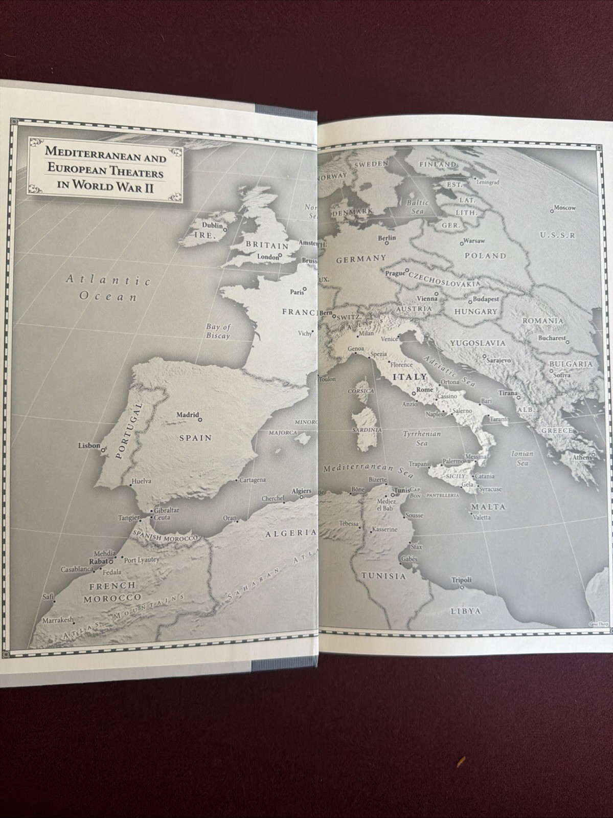 THE DAY OF BATTLE The War in Sicily and Italy 1943-1944 1st Ed. Mylar Cover