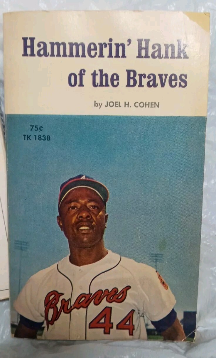 5 Vintage 1970’s Kids Sports Books Lot – NFL, MLB, Hank Aaron, Ripley’s