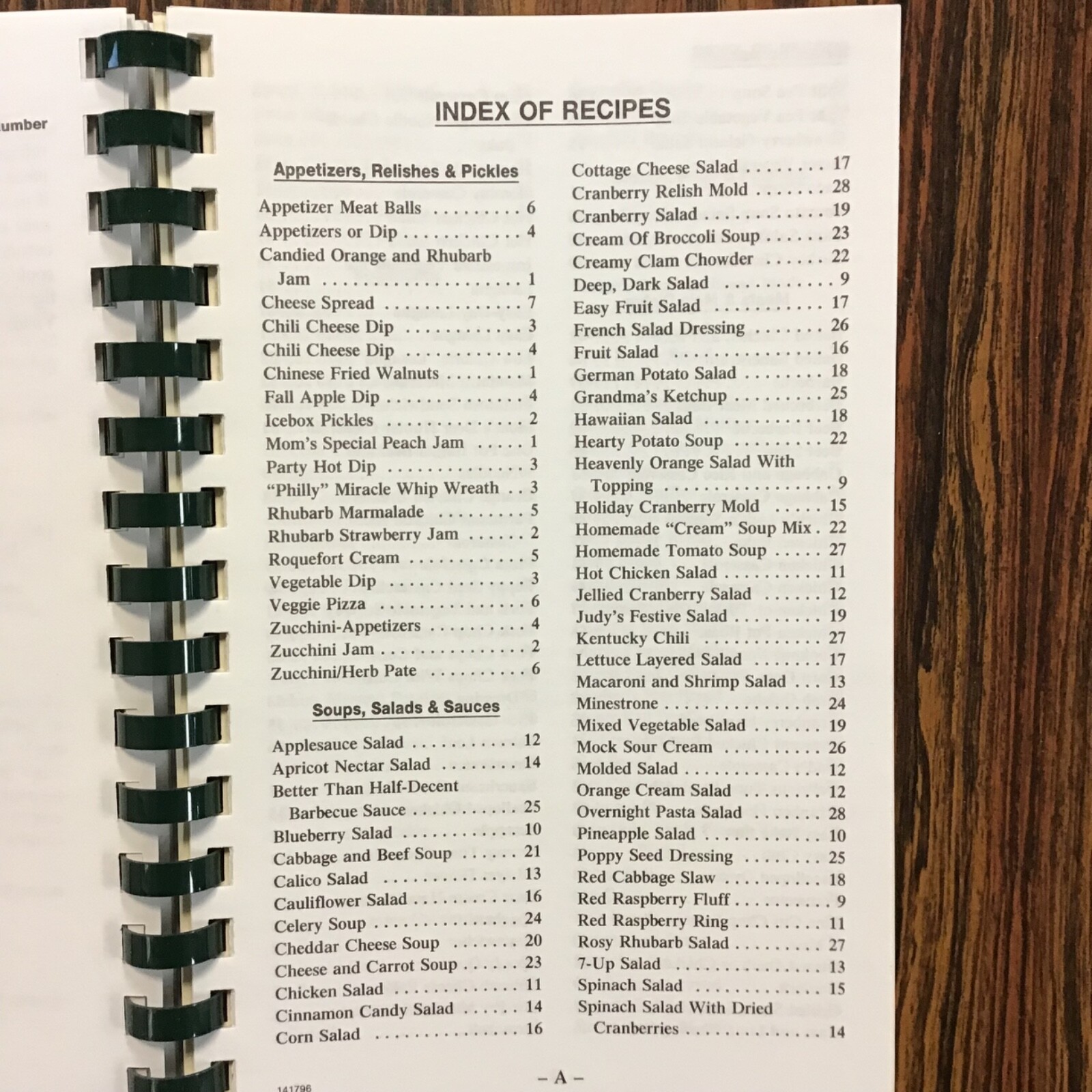 Mt Morris Illinois Senior Community Center 1996 Vtg Cookbook. SEE index photos