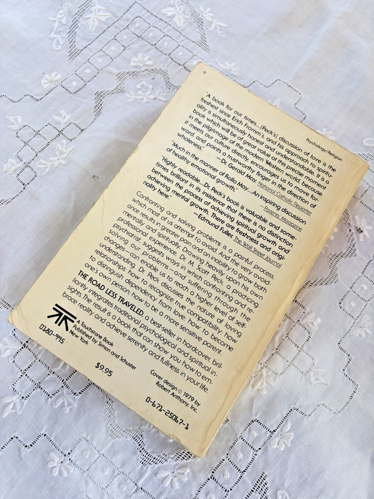 The Road Less Traveled A New Psychology of Love SIGNED Copy 1979 Paperback