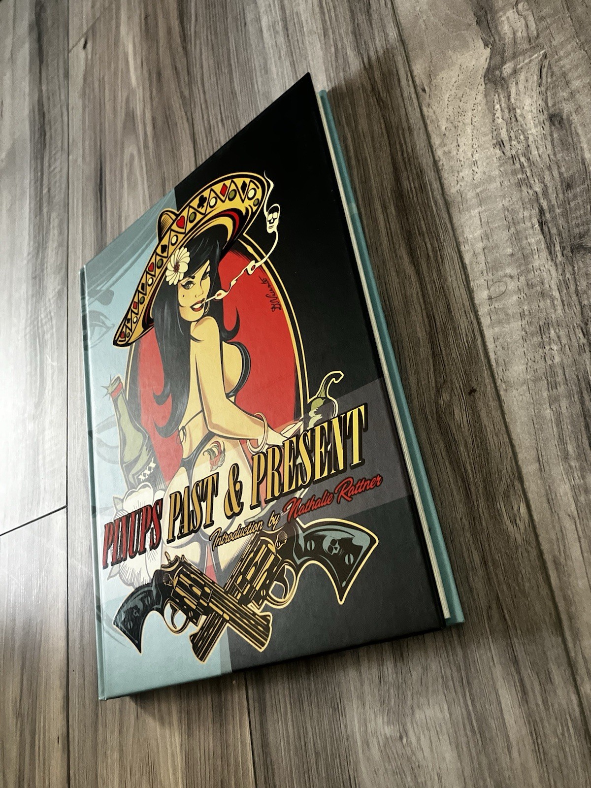 Pinups Past & Present / Hardcover Pinup Art Book