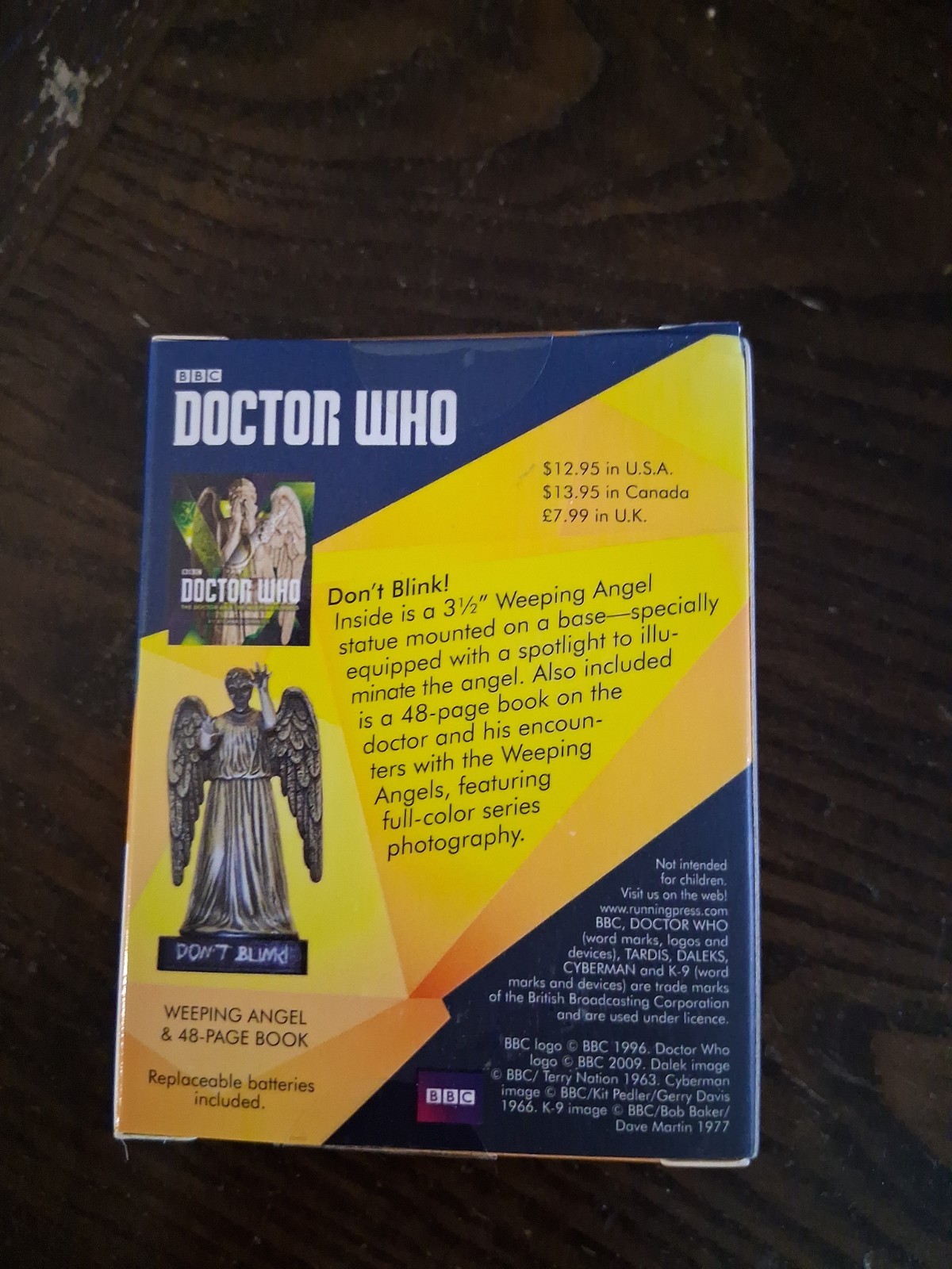 RP Minis Ser.: Doctor Who: Light-Up Weeping Angel and Illustrated Book by…