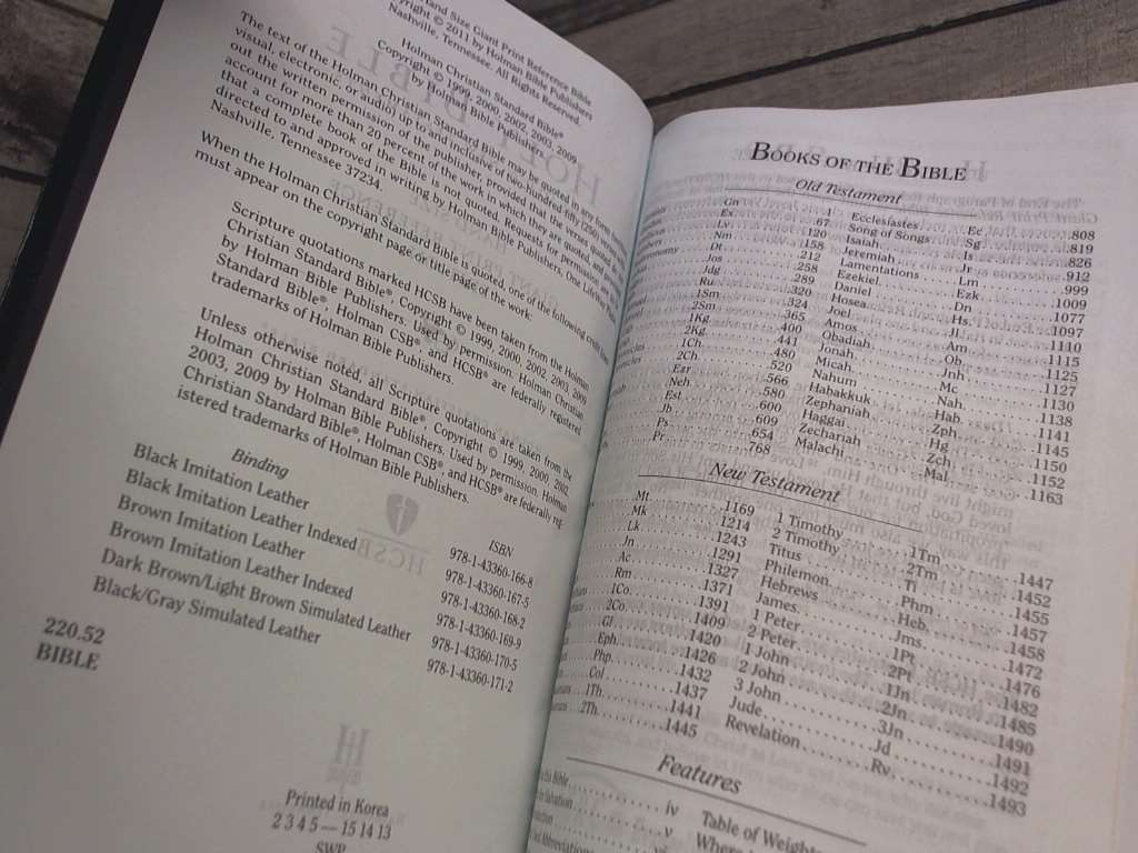 HCSB Hand Size Giant Print Reference Bible, Black Simulated Leather Indexed by