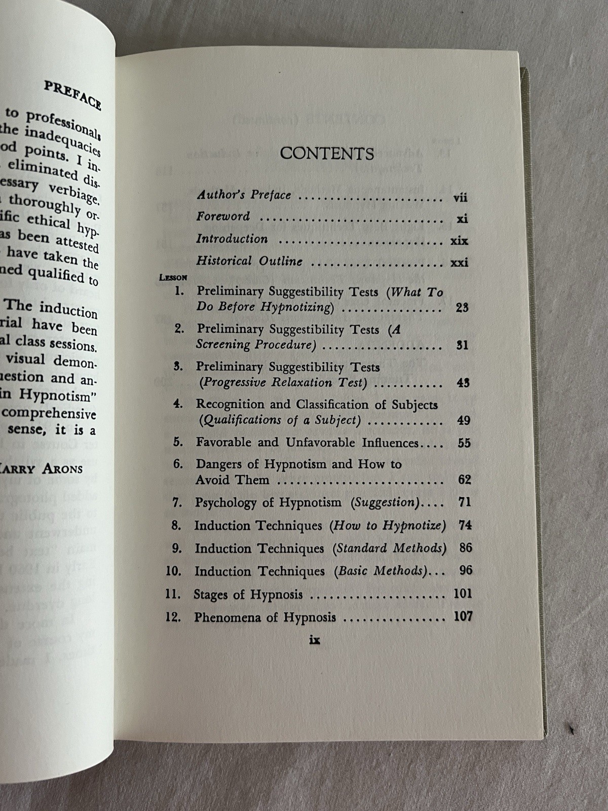 The New Master Course in Hypnotism by Harry Arons, 1981 print