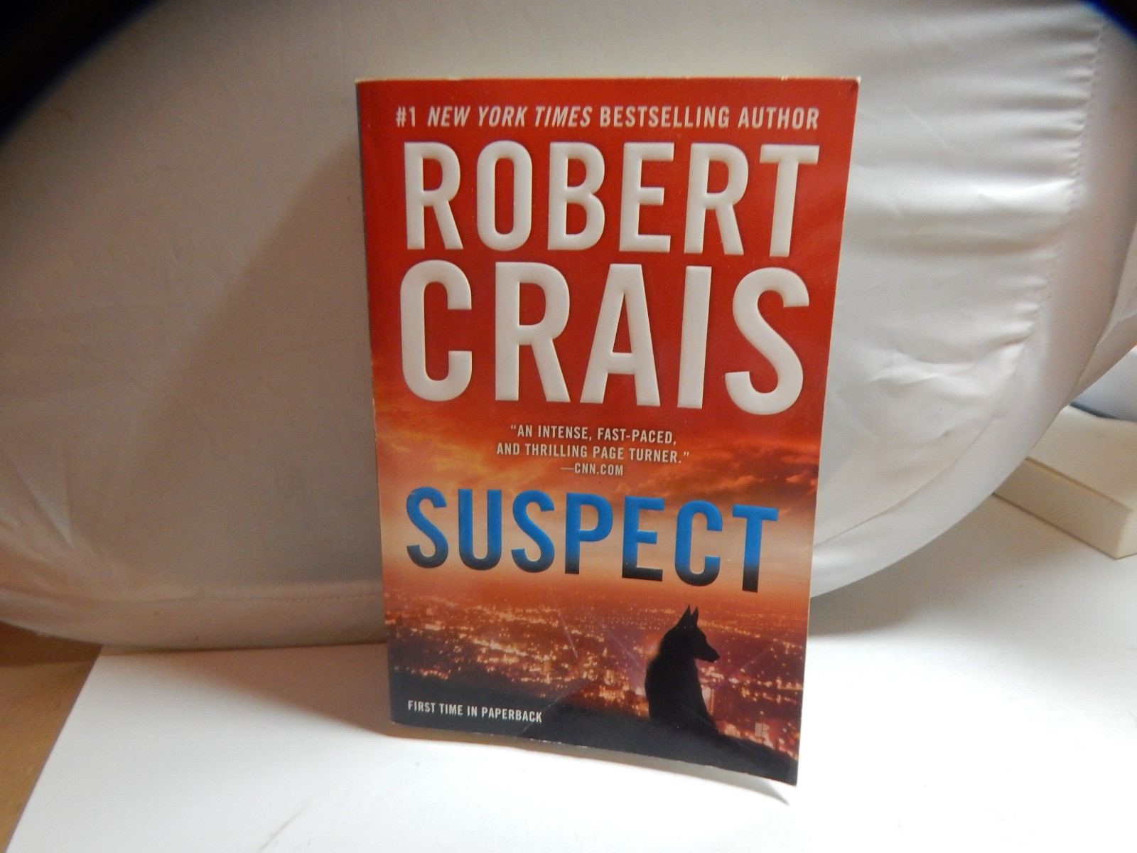 LOT OF 11 ROBERT CRAIS ELVIS COLE / JOE PIKE& MISC SERIES BOOKS HC / SC