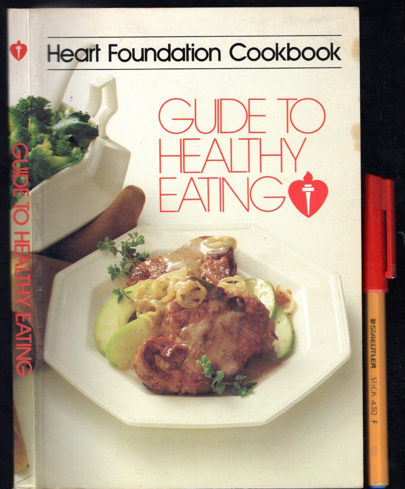 Heart Foundation Cookbook GUIDE To HEALTHY EATING 159 pages of YUM RECIPES