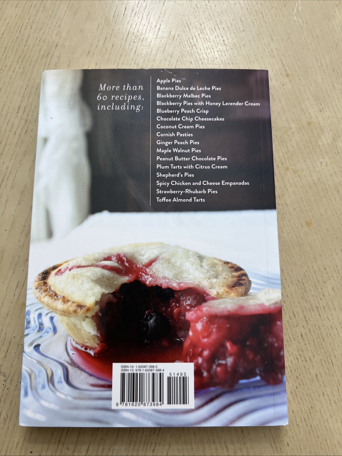 The Magic of Mini Pies Paperback Book By Abigail R. Gehring 2012