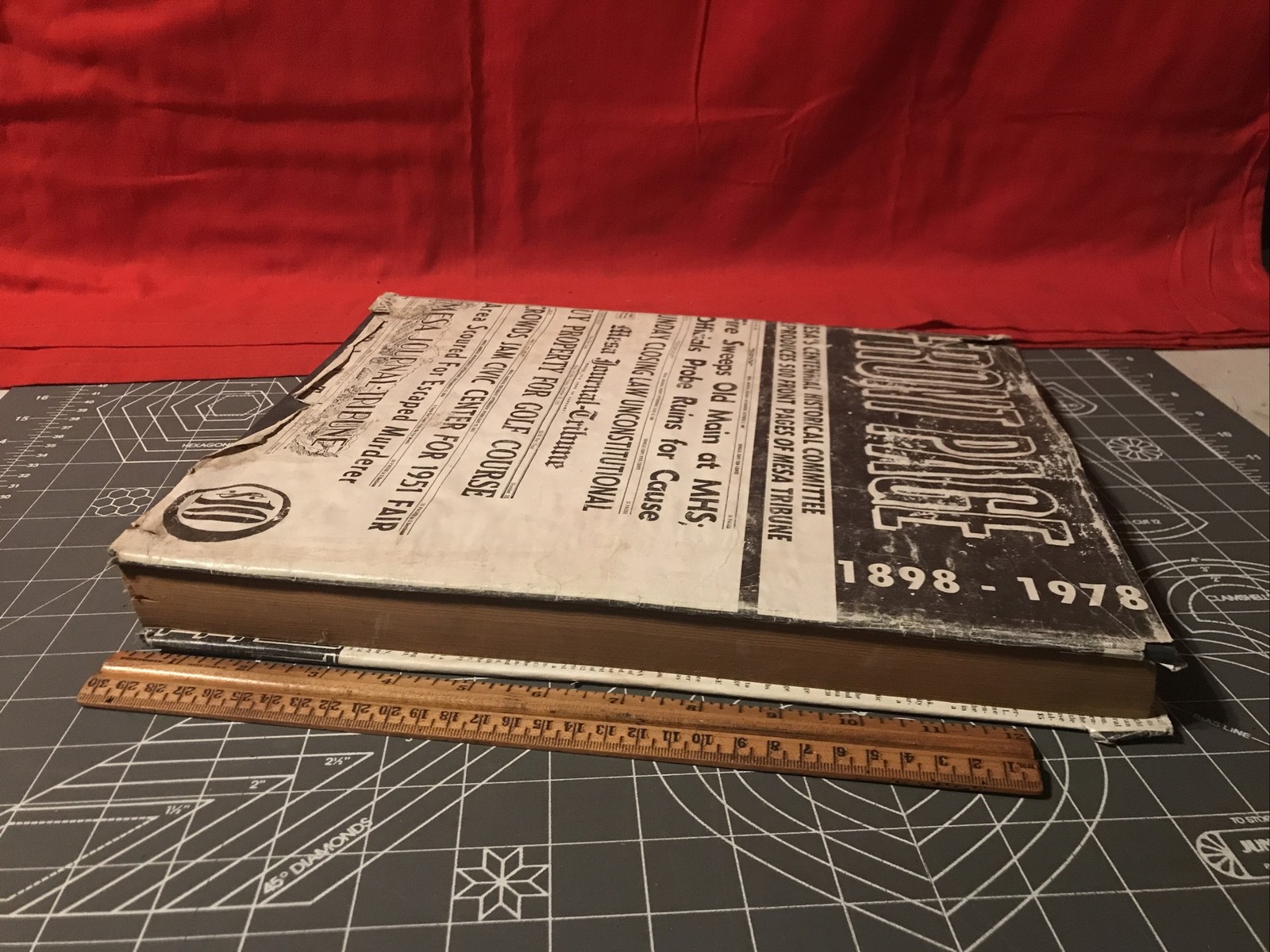Vintage 1898-1978 Front Page Mesa Tribune Hardcover Book 500 Front Pages