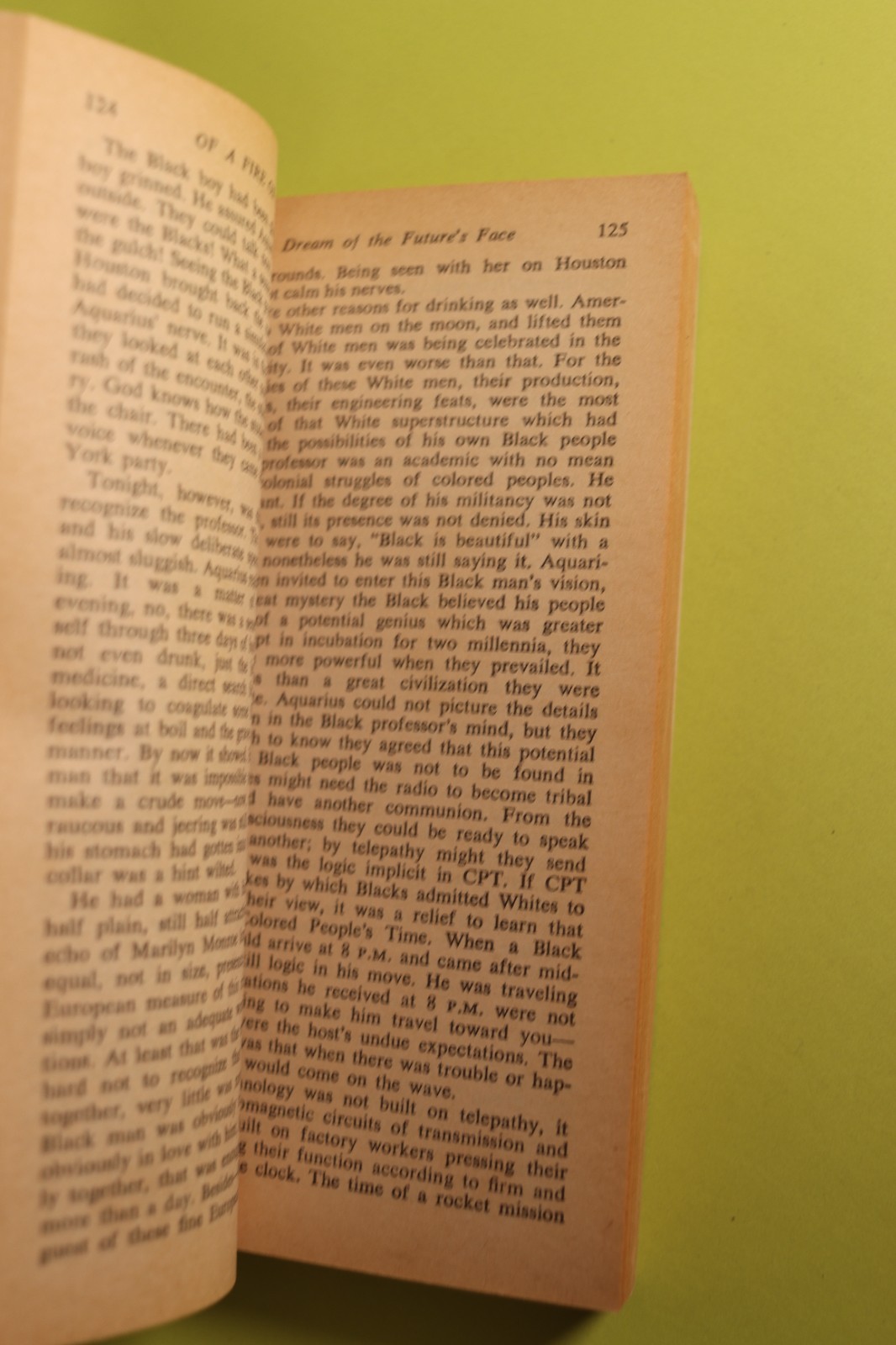 Of a Fire On The Moon by Norman Mailer Vintage 1971 Signet Paperback 1st Print