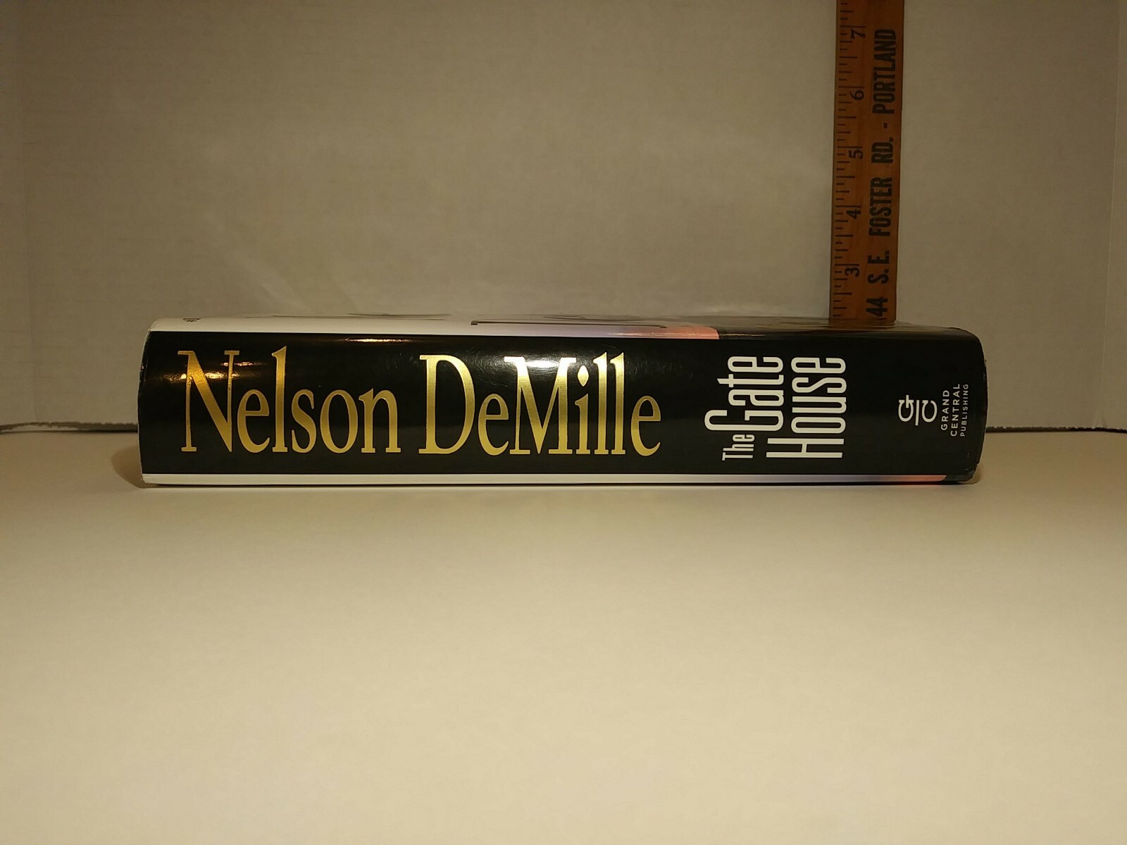 1st Edition! Hardback w/ Dust Jacket THE GATE HOUSE by NELSON DeMILLE- 677 pages