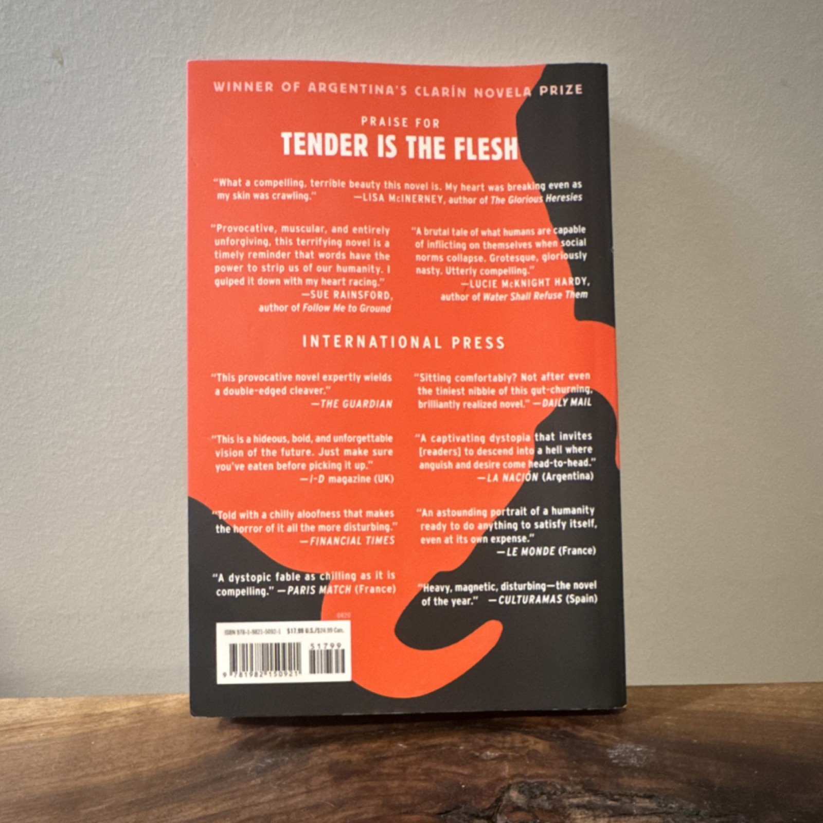 Tender Is the Flesh – Agustina Bazterrica 2020 Trade Paperback Scribner