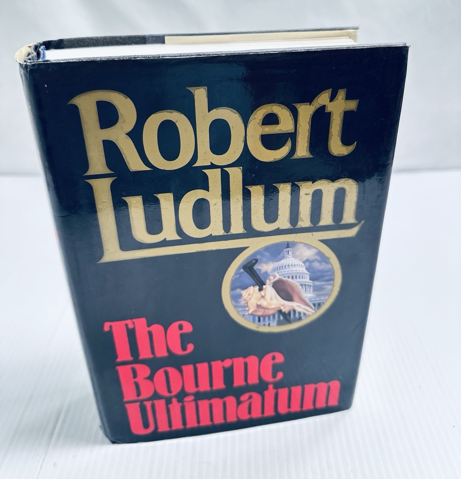 Bourne Ultimatum Robert Ludlum First Edition Thriller Spy Novel Hardcover Book