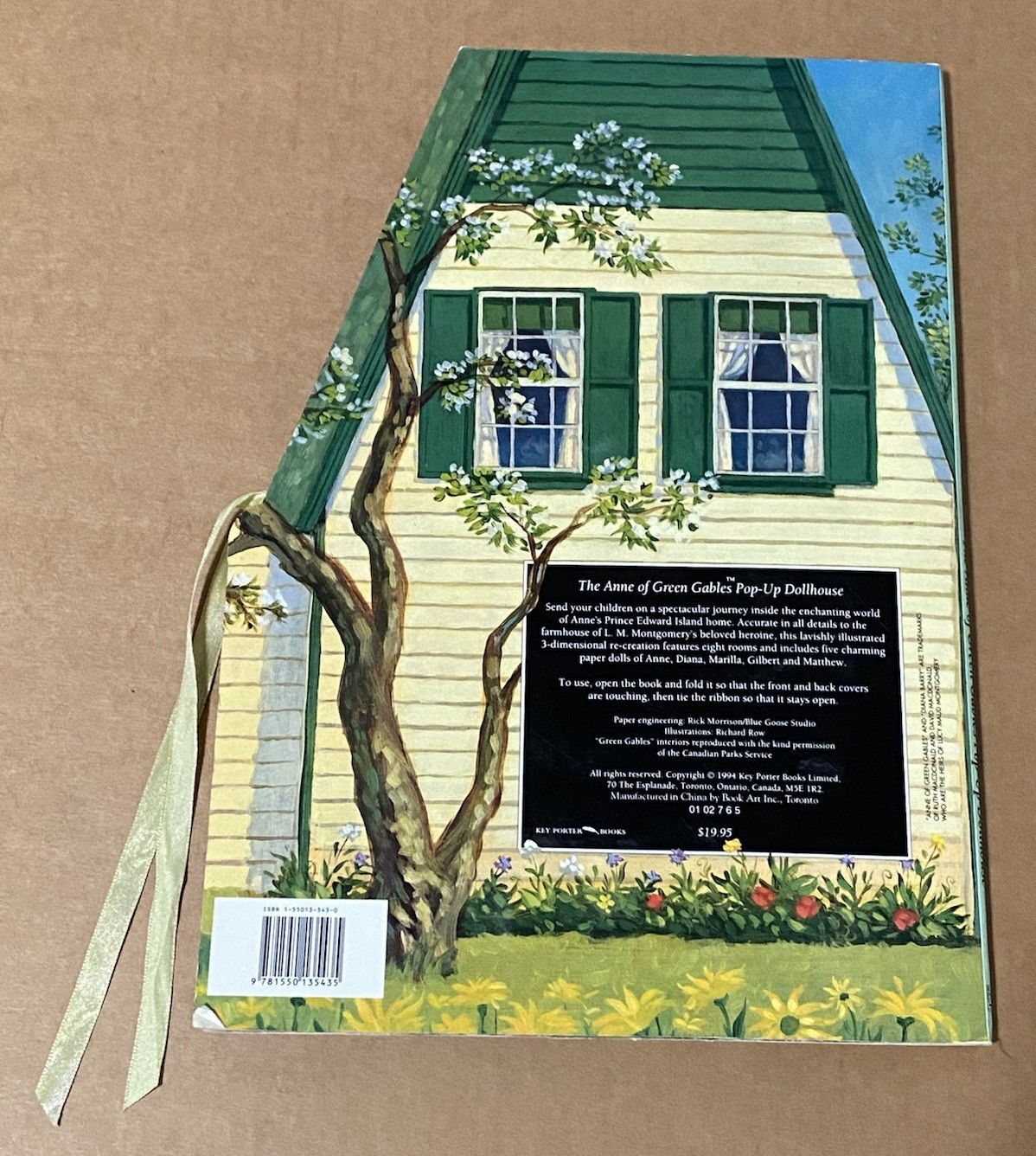 Anne of Green Gables Pop-Up Dollhouse by L. M. Montgomery