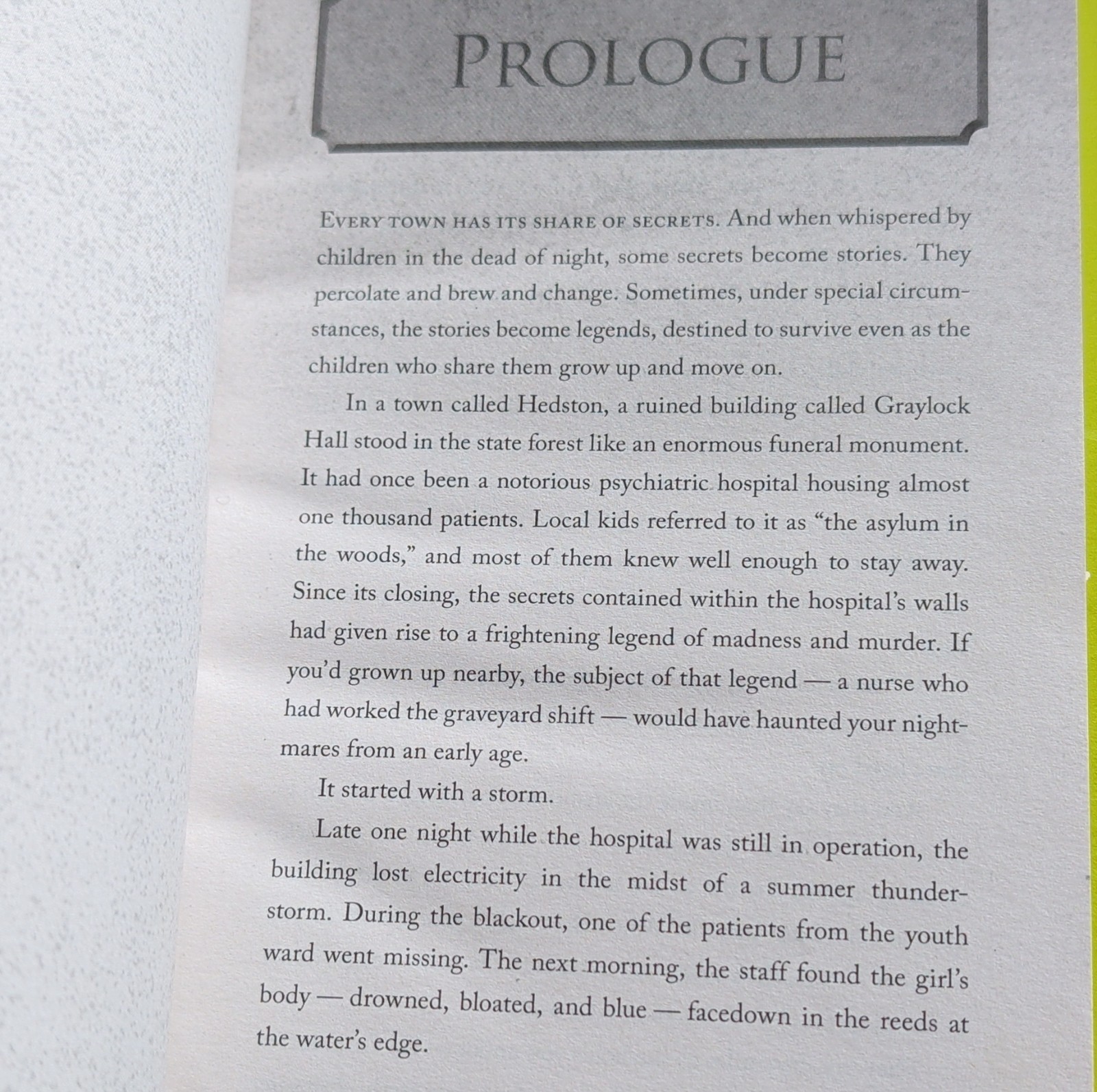Scholastic Press The Ghost of Graylock by Dan Poblocki, Paperback 2012 Horror