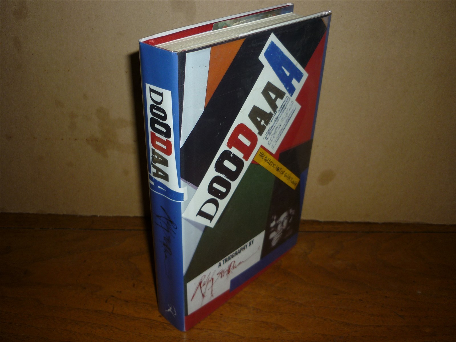 Ralph Steadman. Doodaaa. 1st Am ed. 2002. Fine in fine jacket.