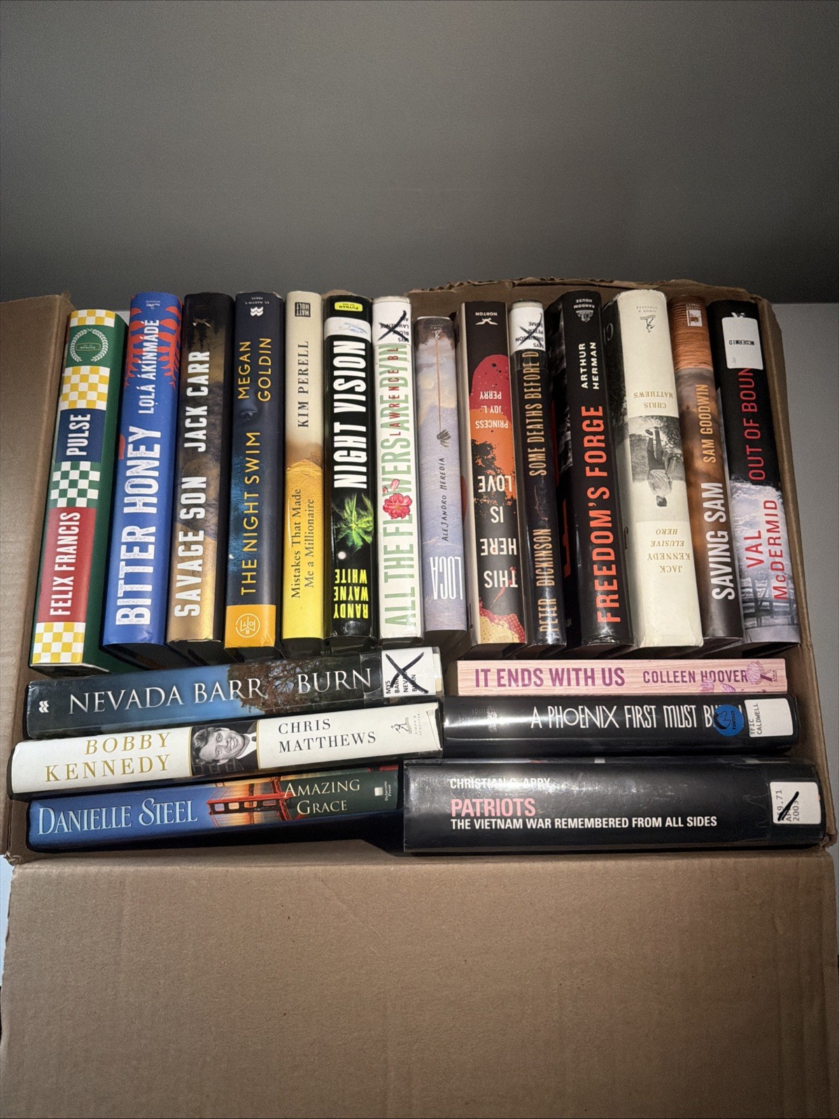 Lot of 10 Pounds Hardcover INSTANT COLLECTION GENERAL FICTION Book MIX GENRE SET