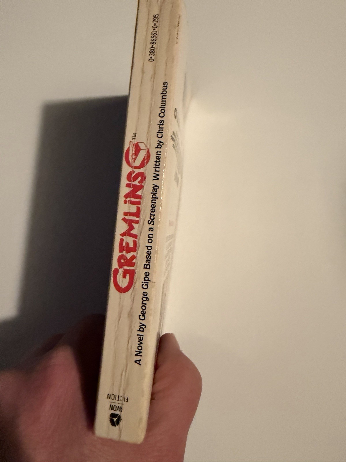 Steven Spielberg GREMLINS Movie Book 1984 VINTAGE PAPERBACK Original 1st Print