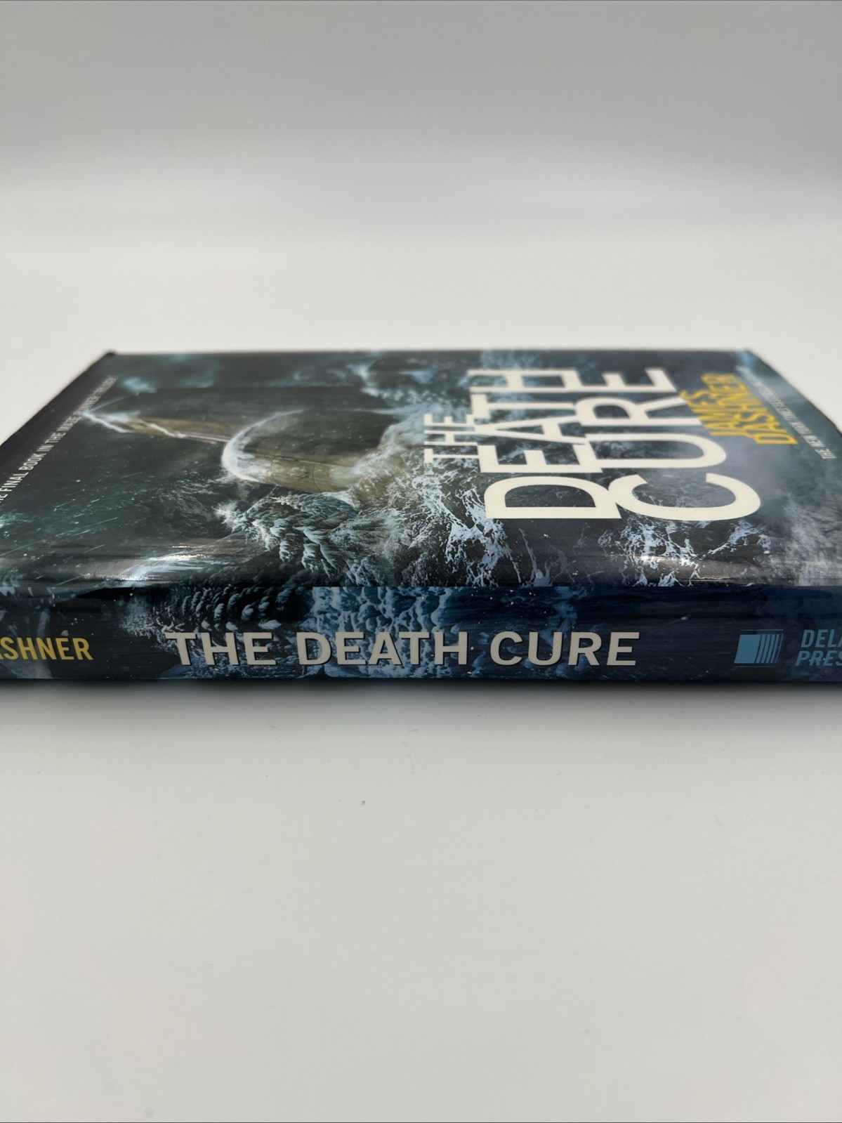 The Death Cure James Dashner 2011 First Edition Maze Runner Sci-Fi Delacorte