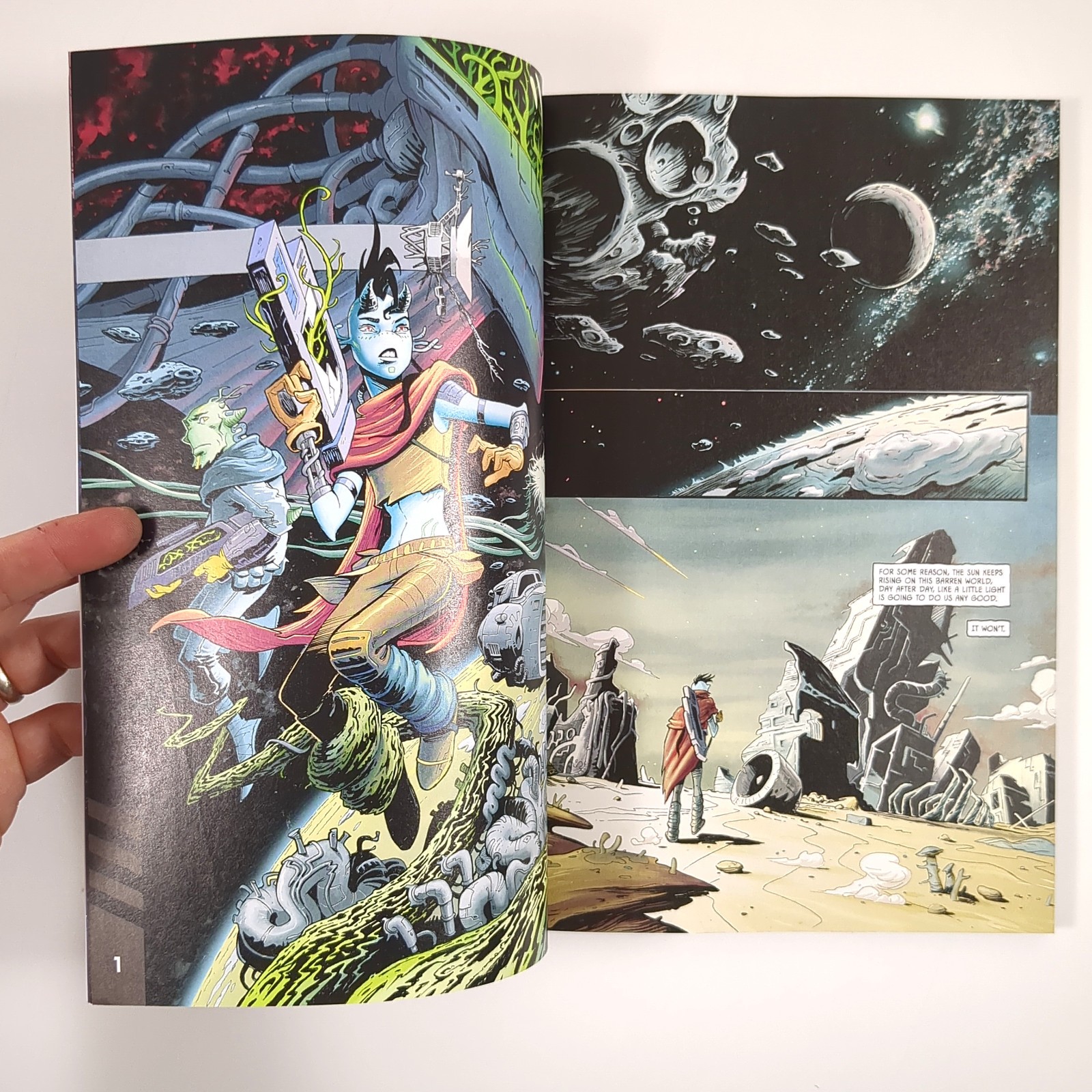 Voyagis Sci Fi Adventure Graphic Novel Paperback Book Sumeyye Kesgin 2023