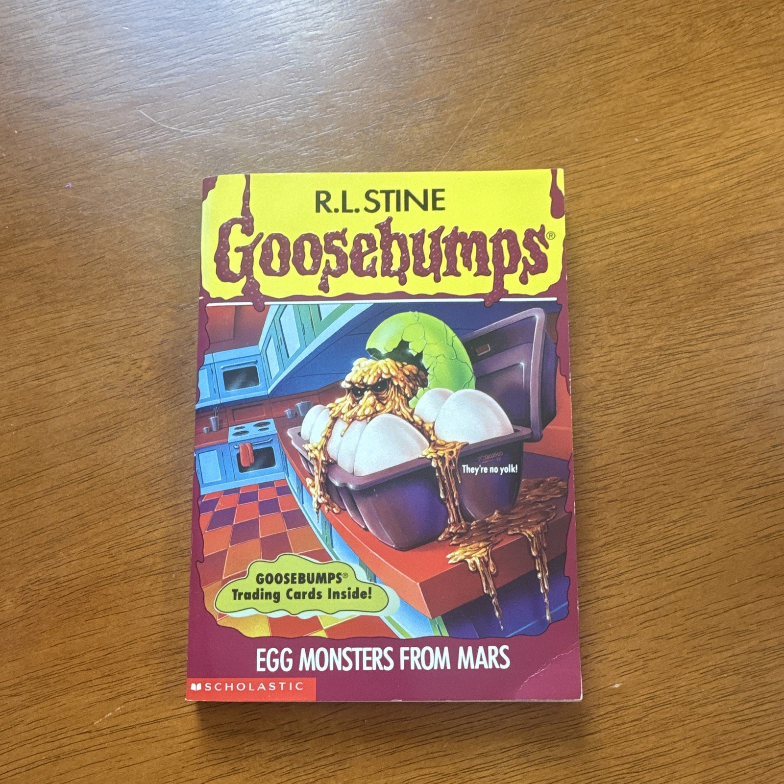 Goosebumps Egg Monsters from Mars R.L. Stine PB 1996 1st Print w/bookmark &cards