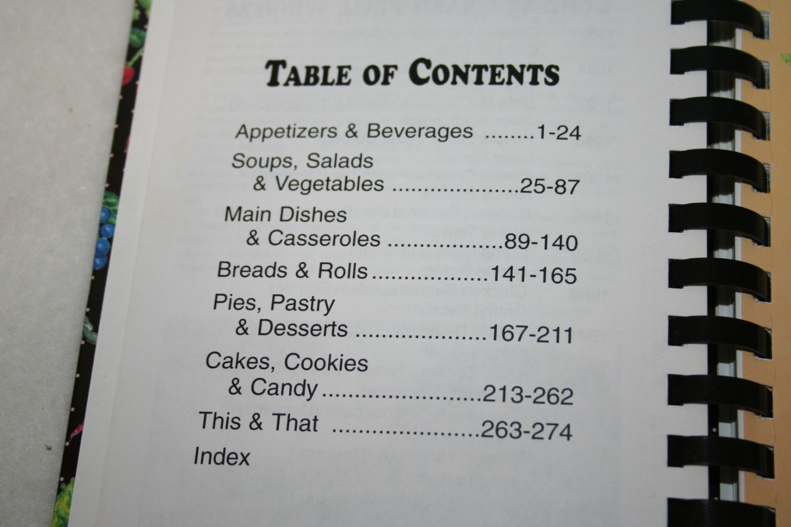 Vintage FIRST UNITED PENTECOSTAL CHURCH Nashville TN COOKBOOK 1992 Recipes Food