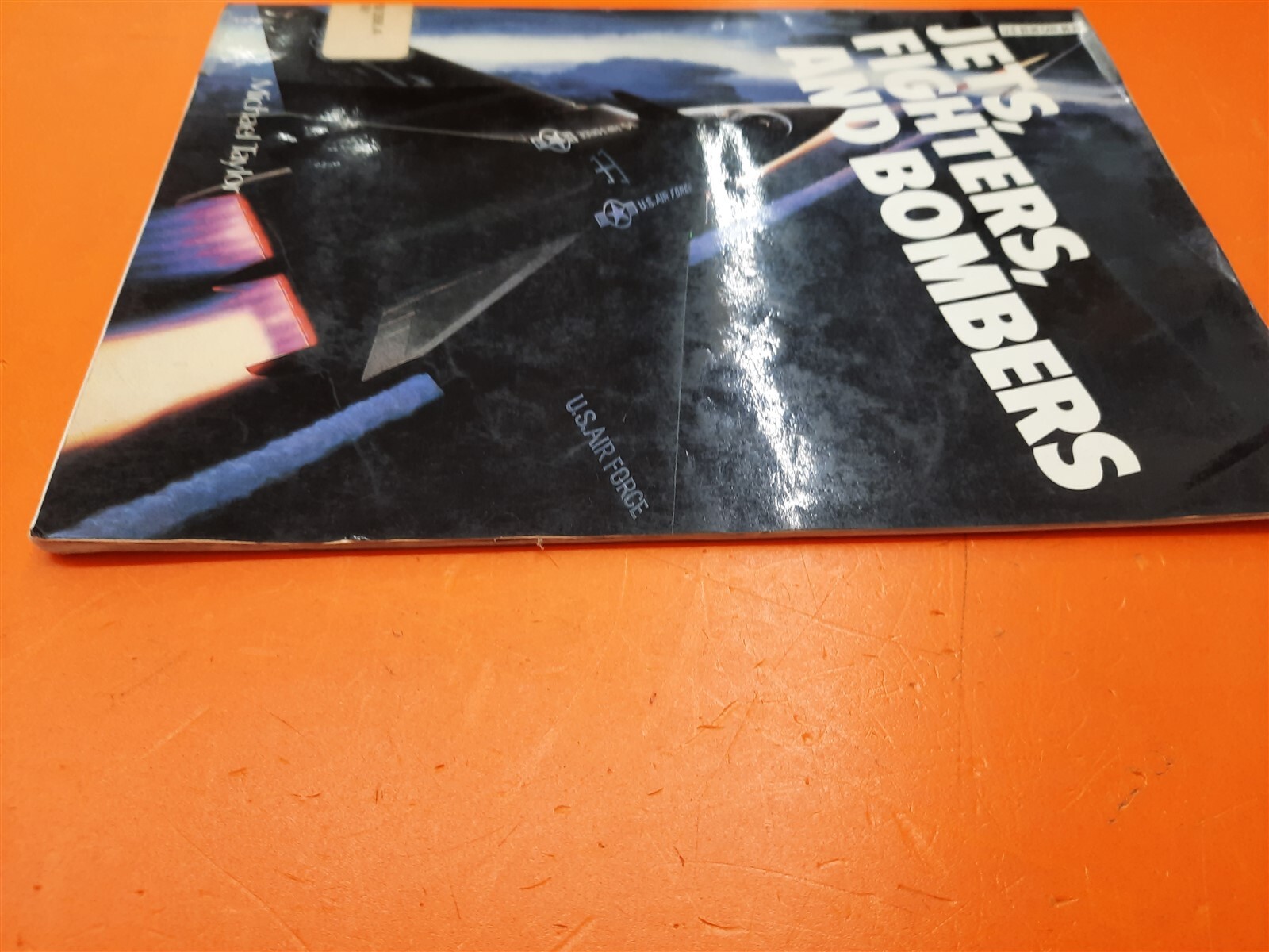 ⭐️⭐️⭐️⭐️⭐️ Jets, Fighters, And Bombers By Michael Taylor Paperback